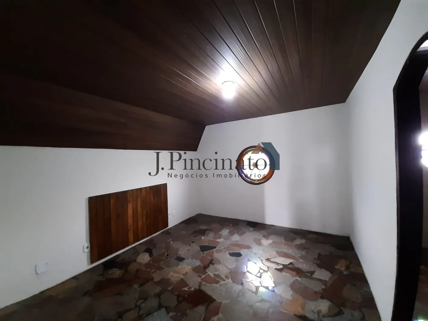 jundiai-casa-terrea-jardim-boa-vista-02-08-2024_10-28-35-18.webp