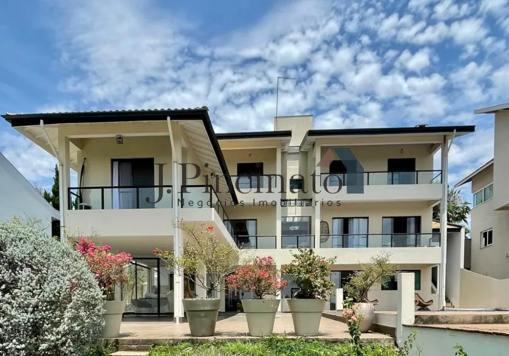 jundiai-casa-sobrado-em-condominio-caxambu-19-04-2023_12-10-25-0.webp