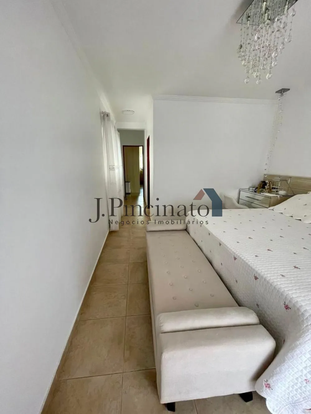 jundiai-casa-sobrado-em-condominio-caxambu-19-04-2023_12-10-28-5.webp