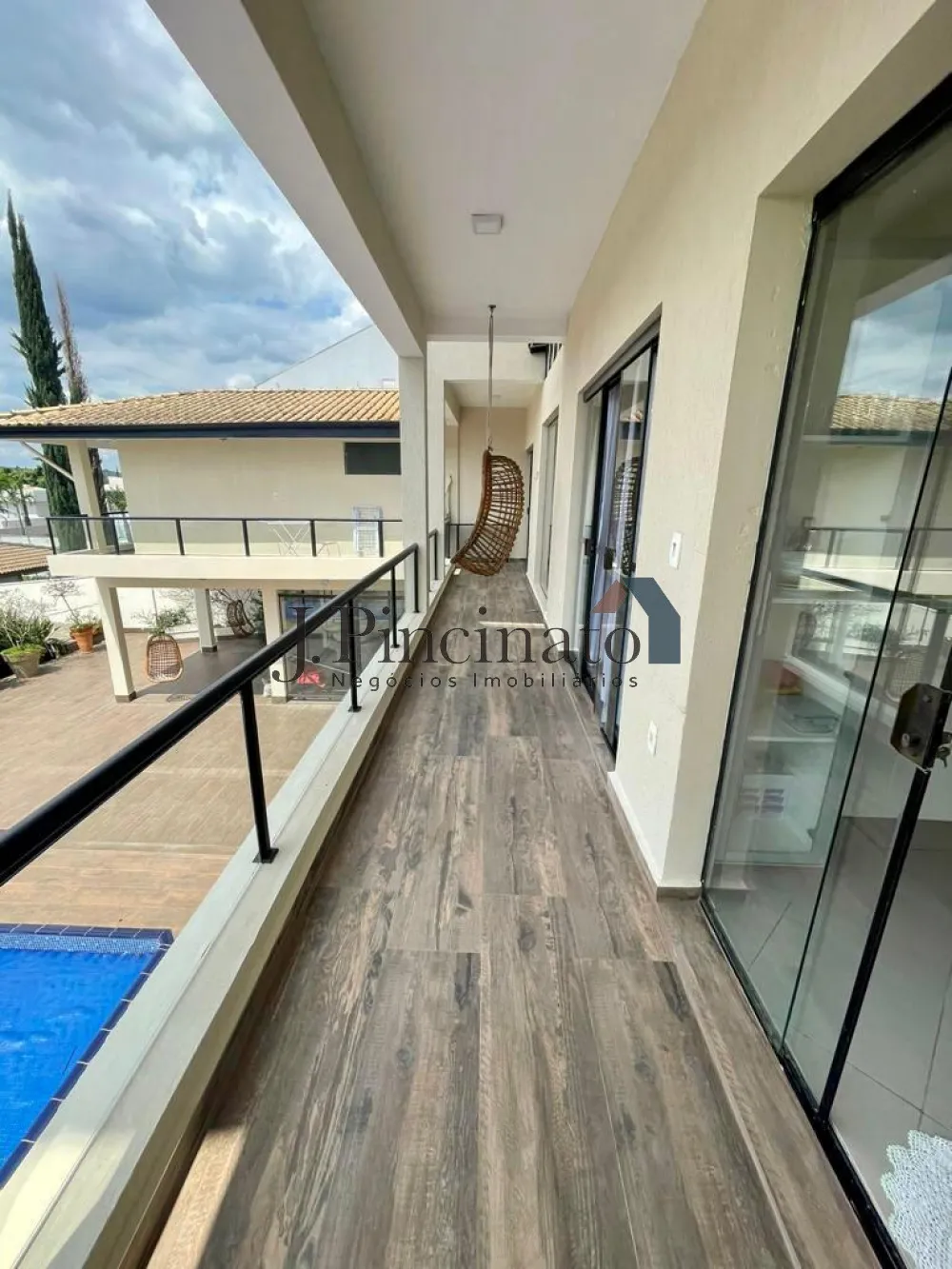 jundiai-casa-sobrado-em-condominio-caxambu-19-04-2023_12-10-30-10.webp