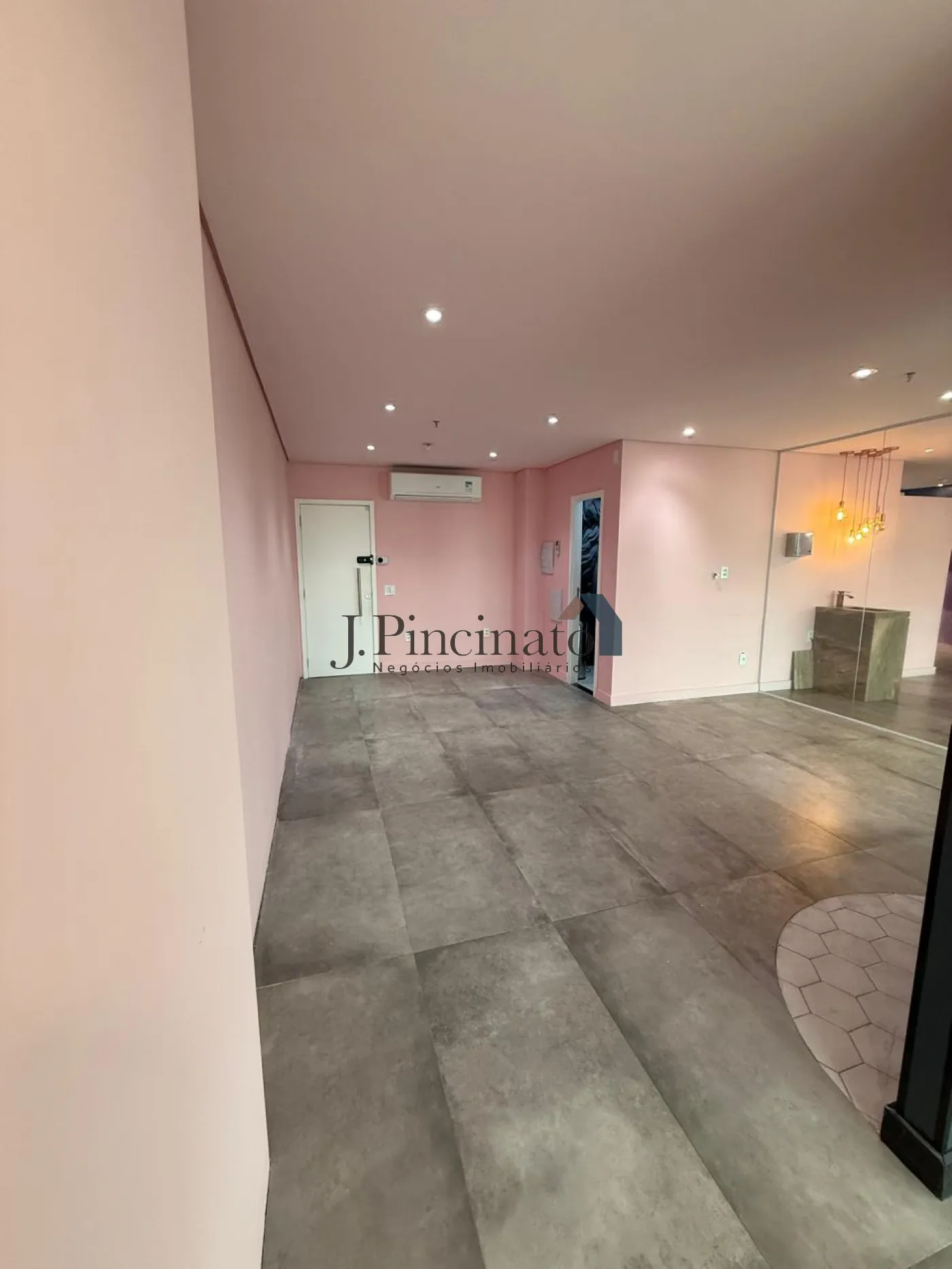 jundiai-comercial-sala-em-condominio-chacara-urbana-07-10-2025_11-22-40-2.webp