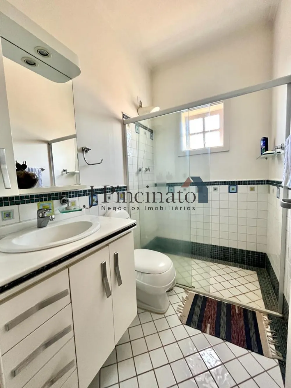 itupeva-casa-sobrado-em-condominio-sao-roque-da-chave-24-04-2023_15-54-21-42.webp