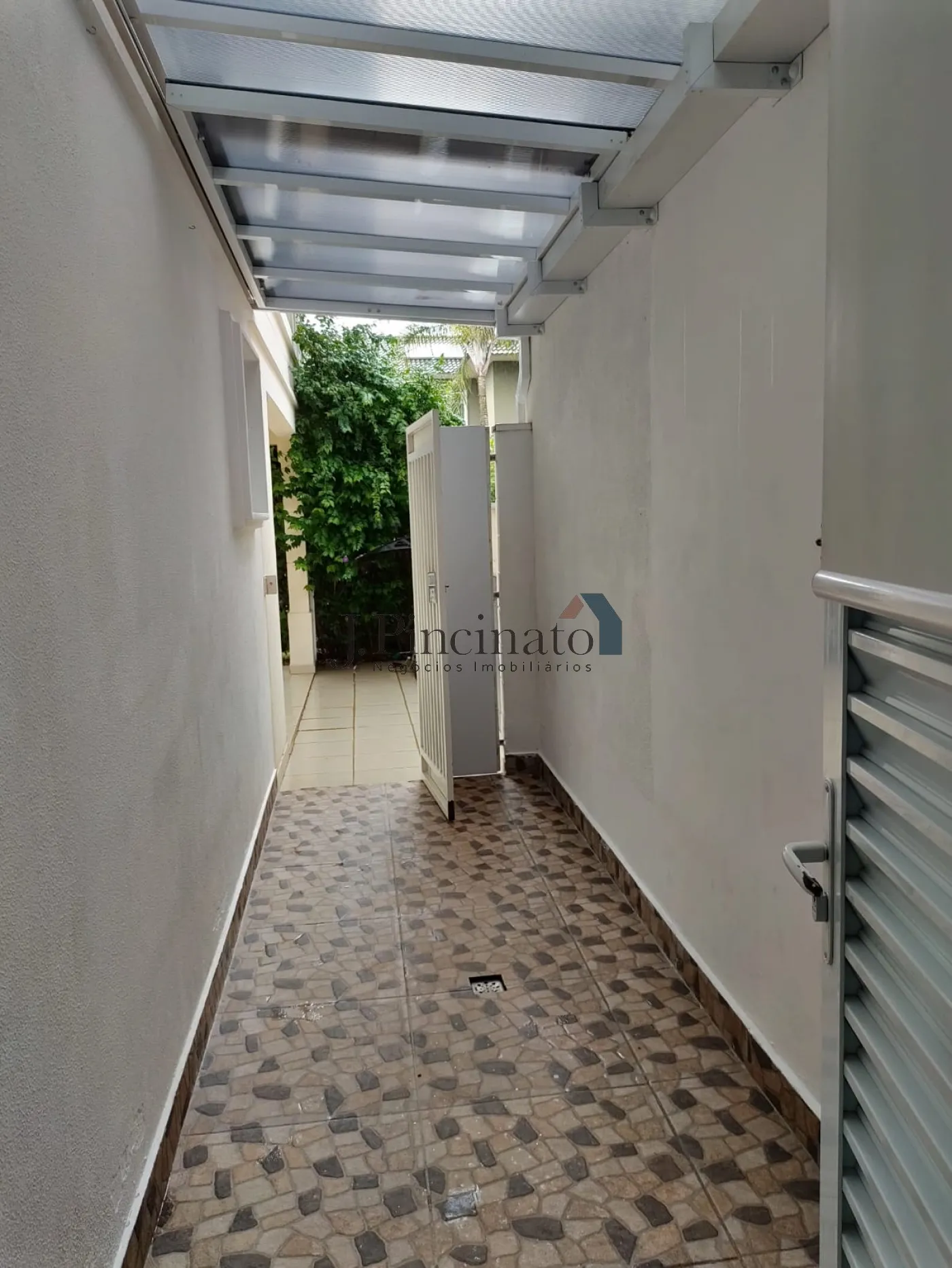 jundiai-casa-sobrado-em-condominio-jardim-ermida-i-05-07-2024_09-44-11-2.webp