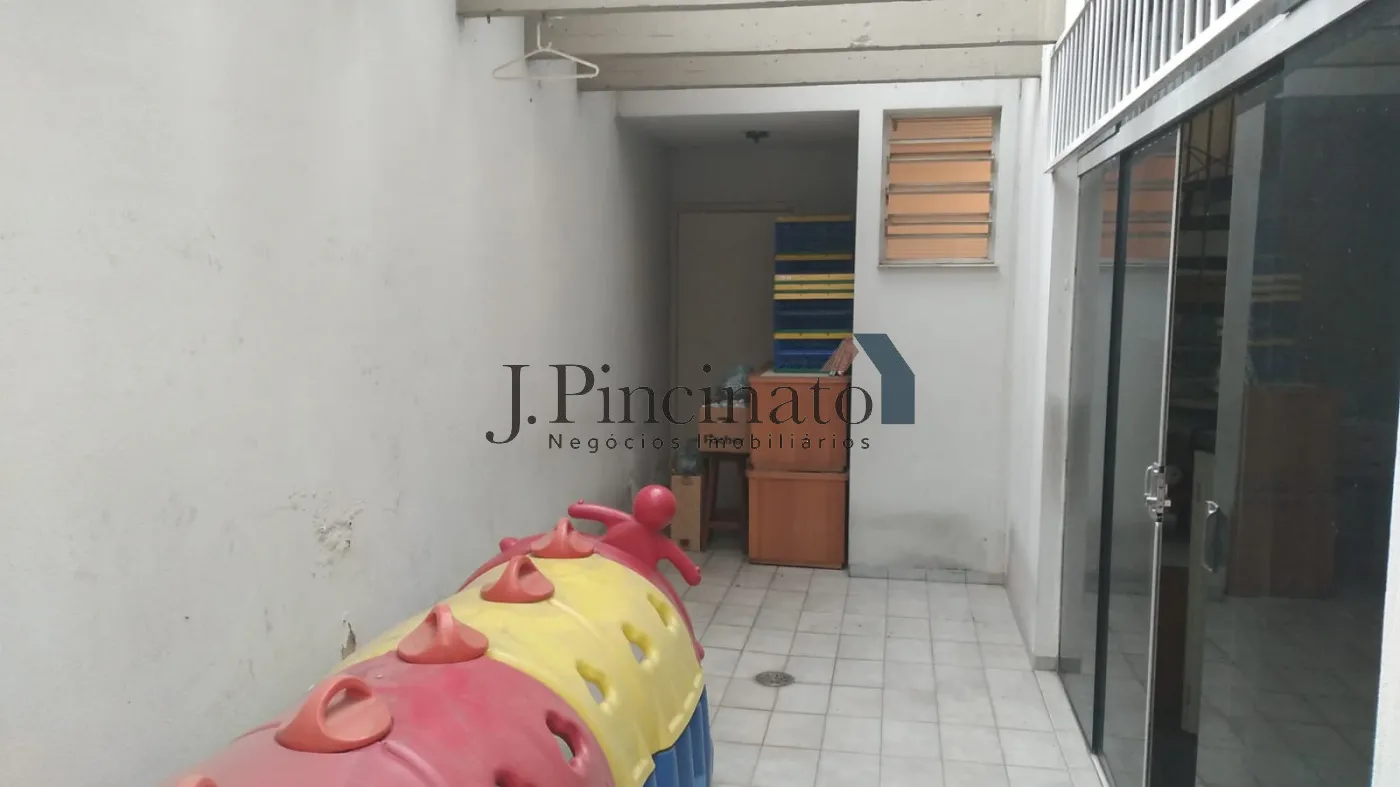 jundiai-comercial-casa-vila-vianelo-11-07-2024_15-39-19-17.webp