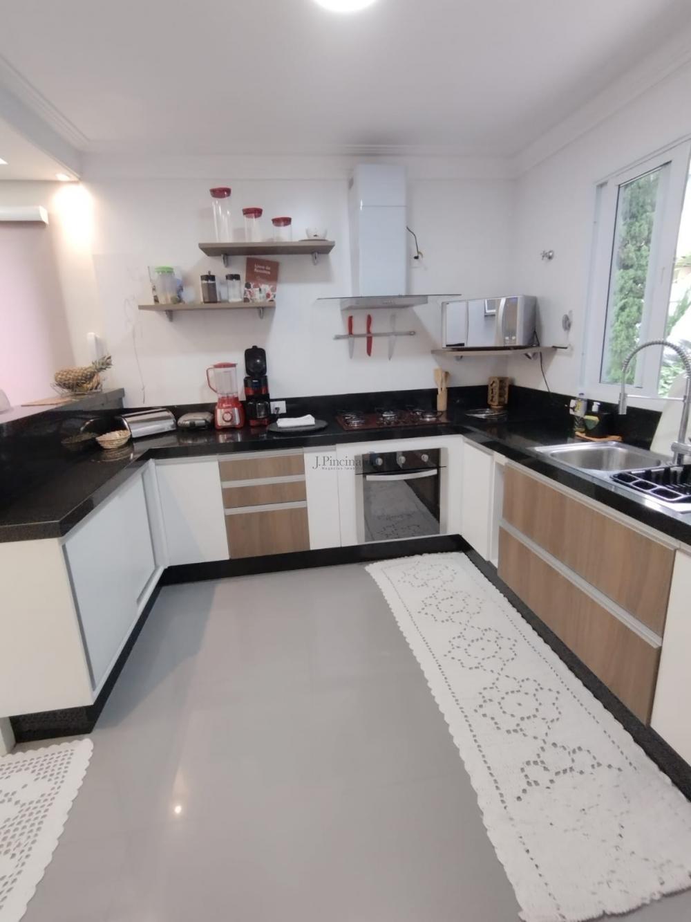 jundiai-casa-sobrado-horto-santo-antonio-02-06-2022_14-58-13-5.jpg