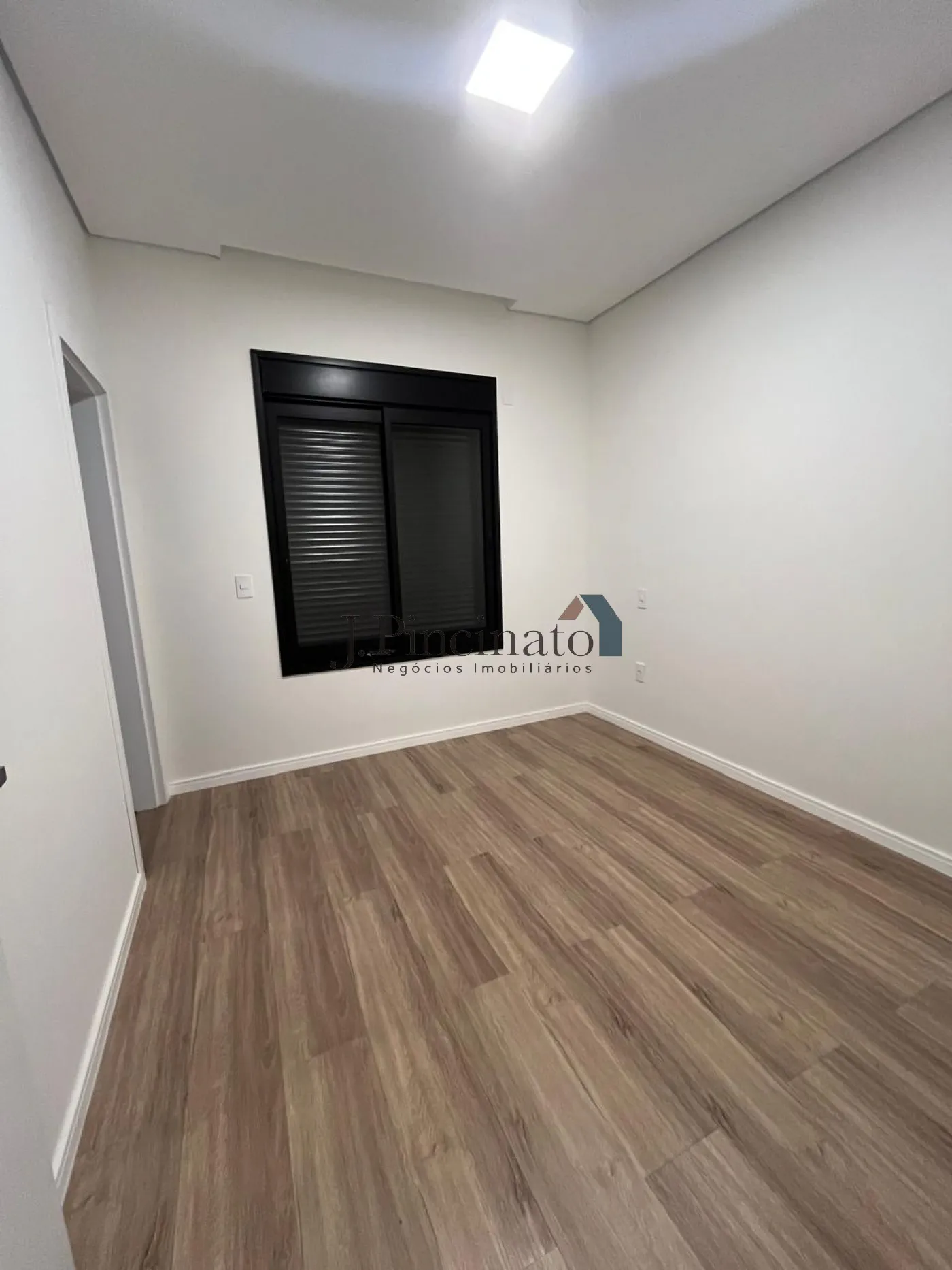 cabreuva-casa-terrea-em-condominio-jacare-10-11-2025_13-36-23-10.webp
