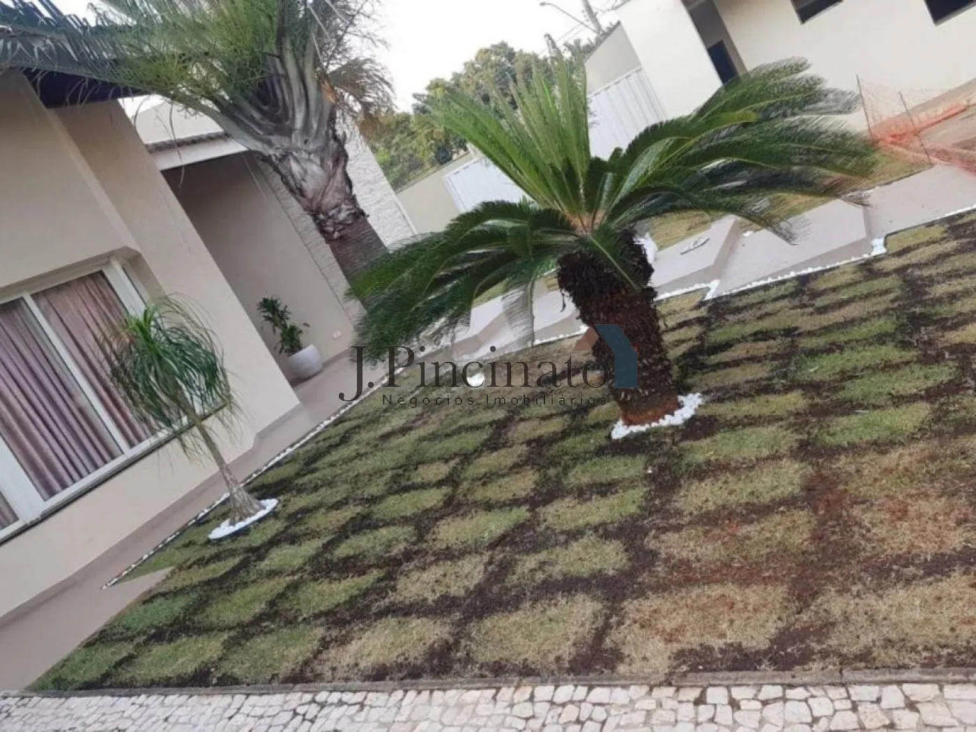 jundiai-casa-sobrado-em-condominio-jardim-samambaia-22-03-2025_08-26-28-4.webp