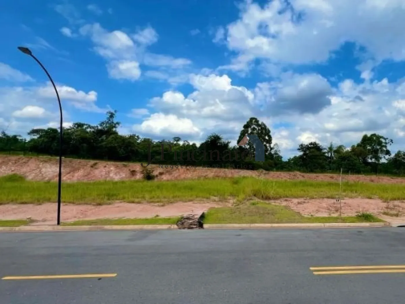jundiai-terreno-condominio-corrupira-24-03-2025_15-12-48-0.webp