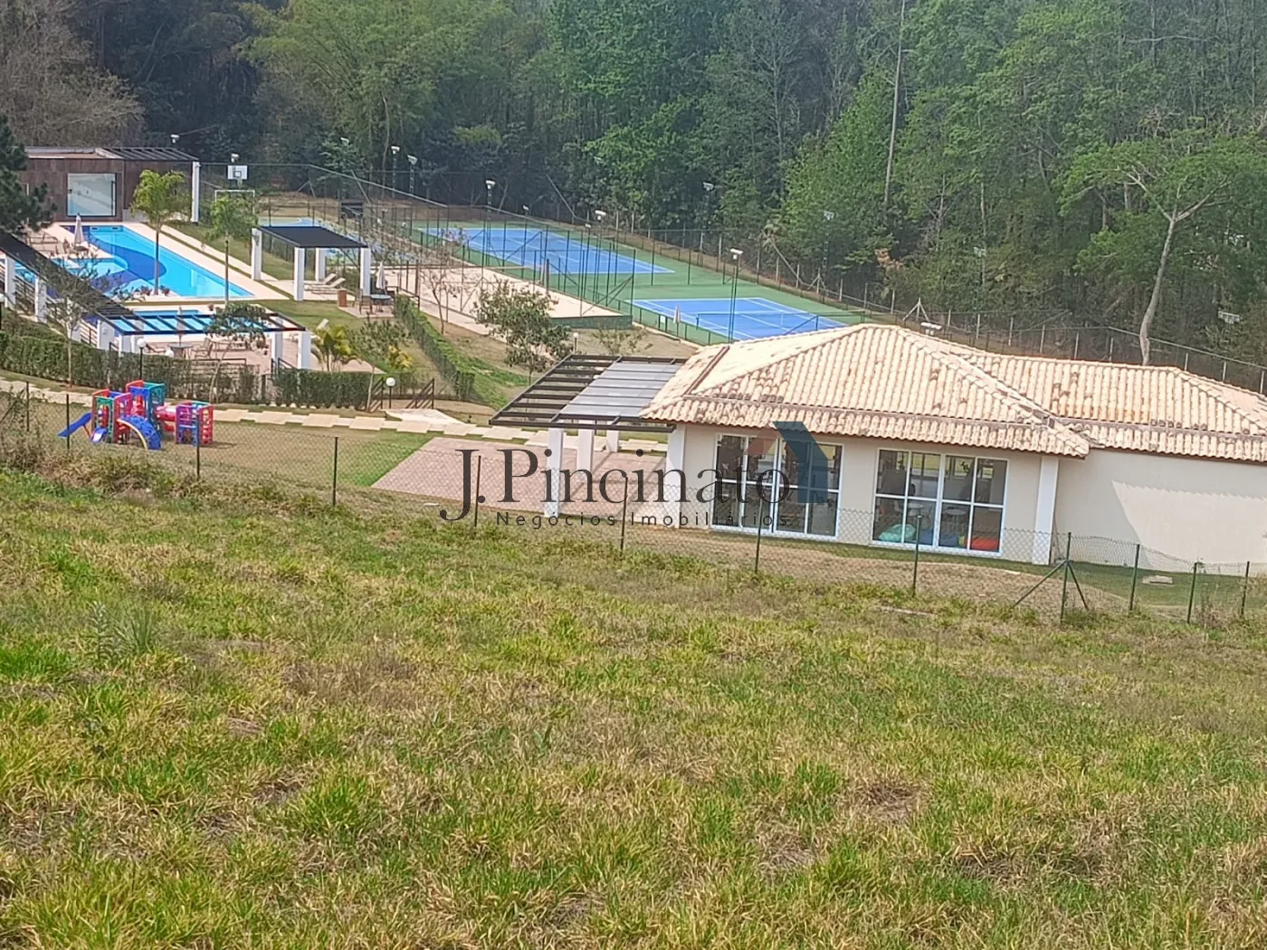 jundiai-terreno-condominio-ivoturucaia-08-10-2024_16-08-17-19.webp