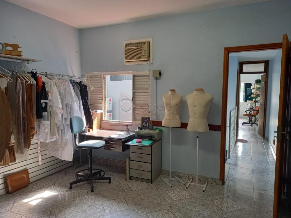 jundiai-comercial-casa-anhangabau-19-07-2021_16-47-53-15.jpg