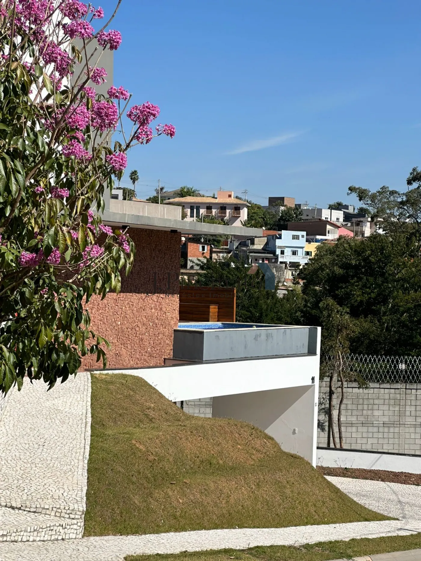 jundiai-casa-sobrado-em-condominio-vale-azul-24-06-2024_15-37-41-0.webp