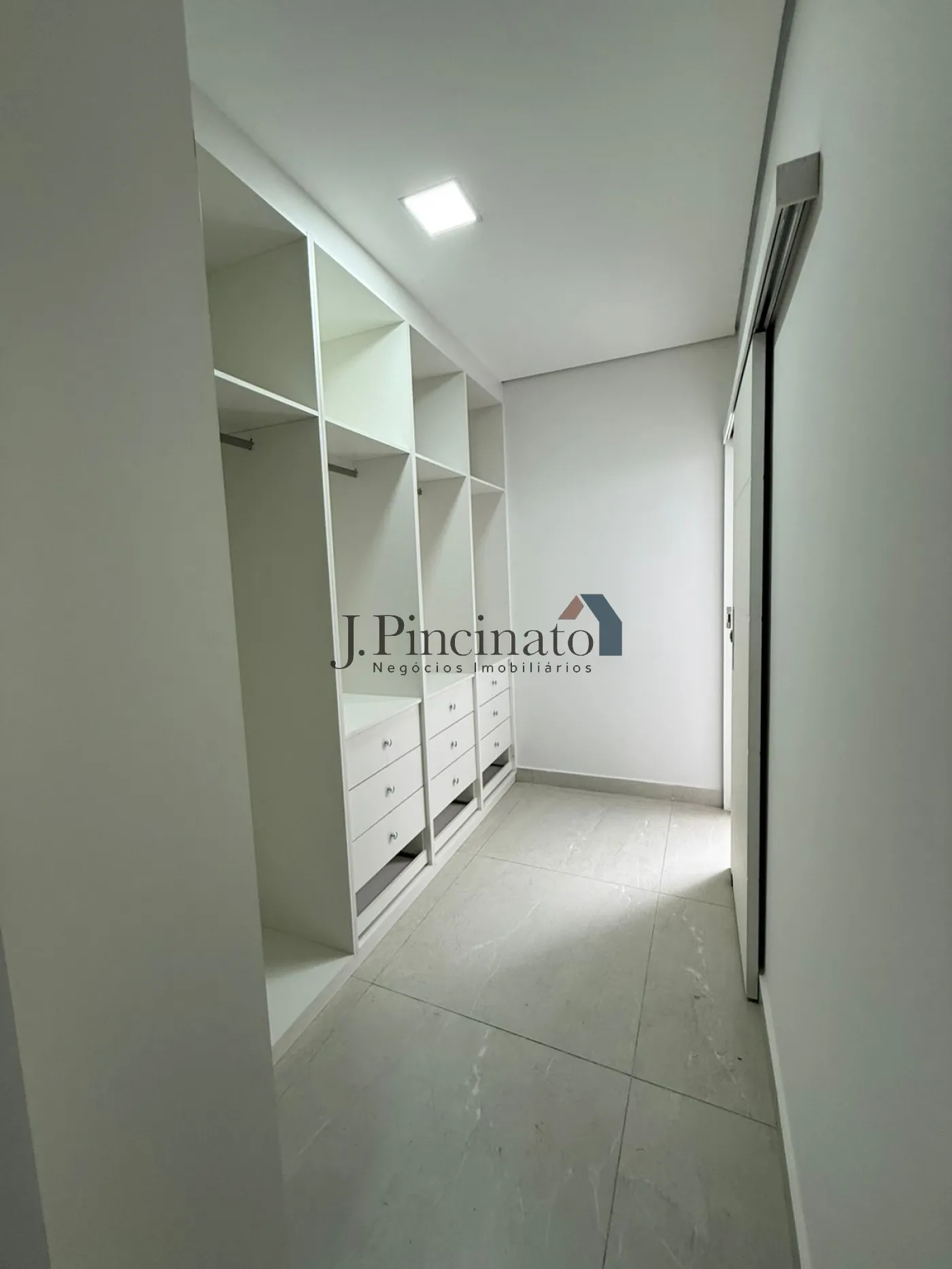 indaiatuba-casa-sobrado-em-condominio-jardim-santa-rita-14-10-2025_14-41-31-35.webp