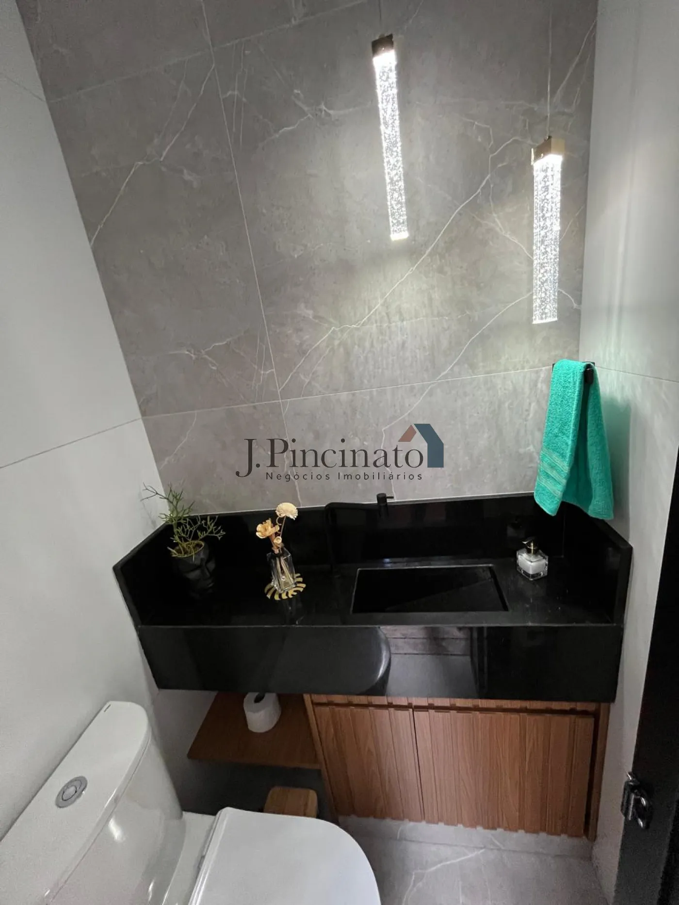 jundiai-casa-sobrado-em-condominio-jardim-celeste-01-10-2025_16-10-38-38.webp