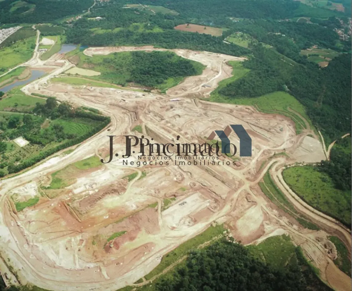 jundiai-terreno-condominio-corrupira-19-11-2024_15-43-32-1.webp