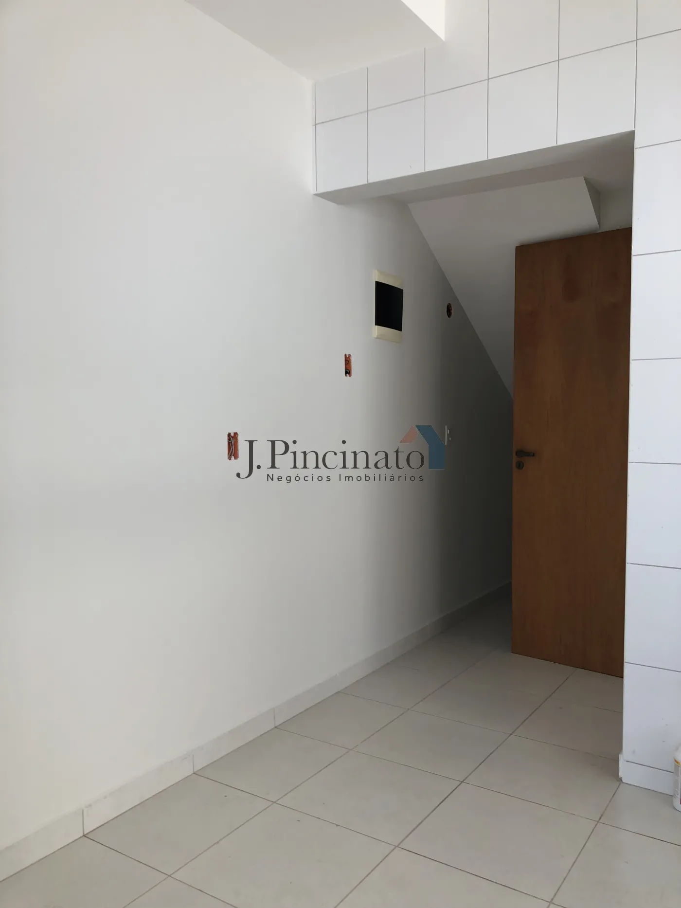 jundiai-casa-sobrado-em-condominio-parque-da-represa-06-03-2025_09-25-45-9.webp