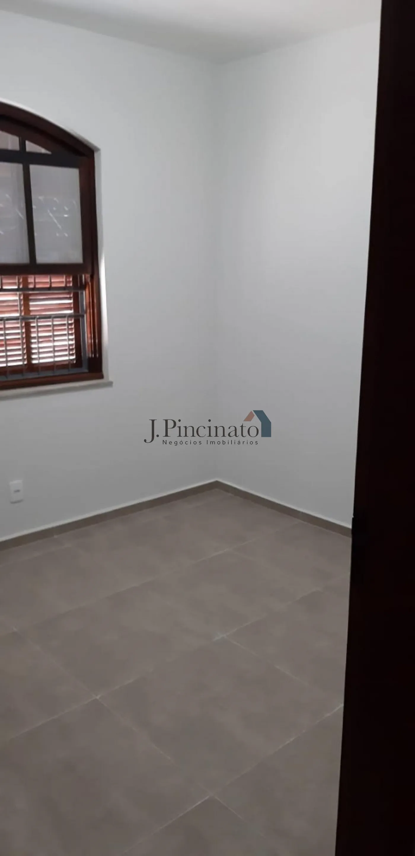 jundiai-casa-padrao-jardim-cica-20-06-2024_13-42-44-28.webp
