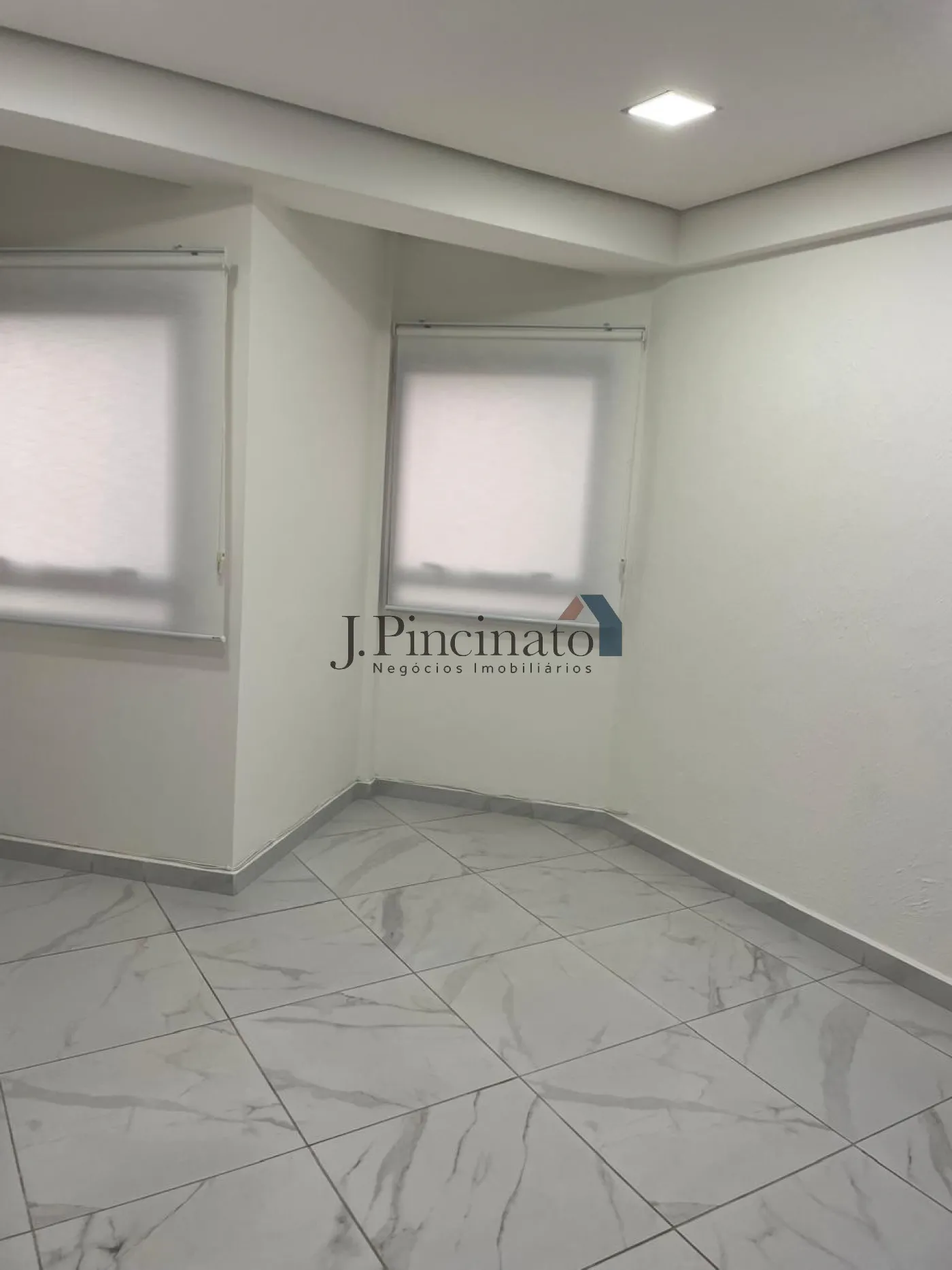 jundiai-comercial-sala-em-condominio-centro-12-07-2024_09-47-25-4.webp