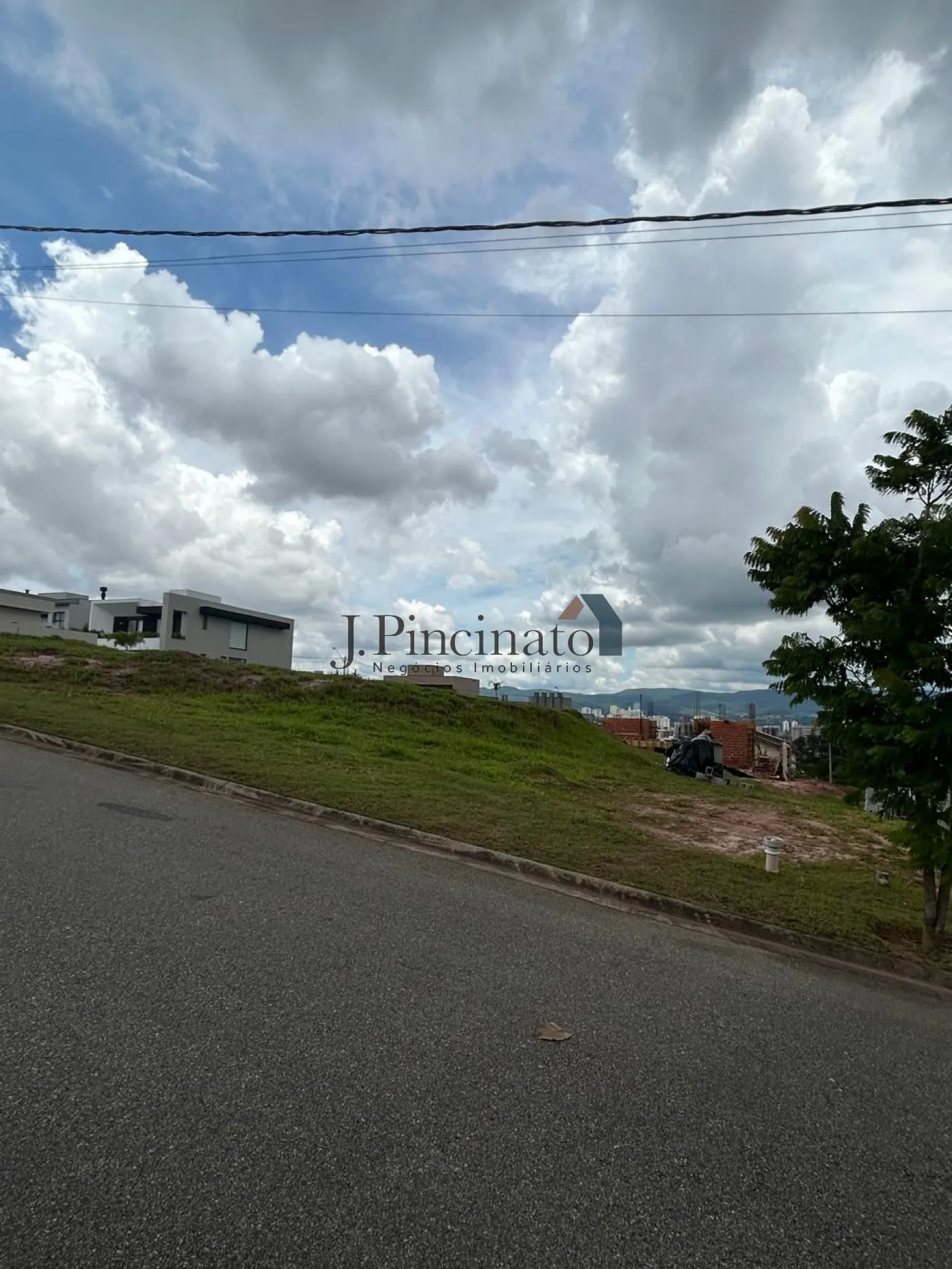 jundiai-terreno-condominio-jardim-florestal-15-12-2025_14-45-03-6940491f0e1f9.webp