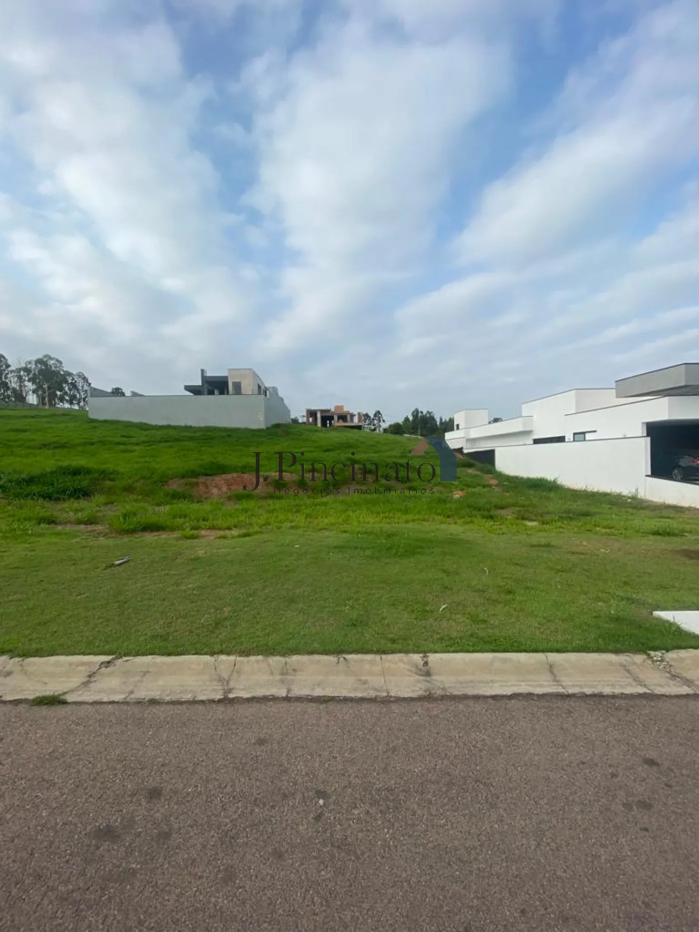 jundiai-terreno-condominio-medeiros-28-01-2026_15-03-25-697a4f6dd44c5.webp