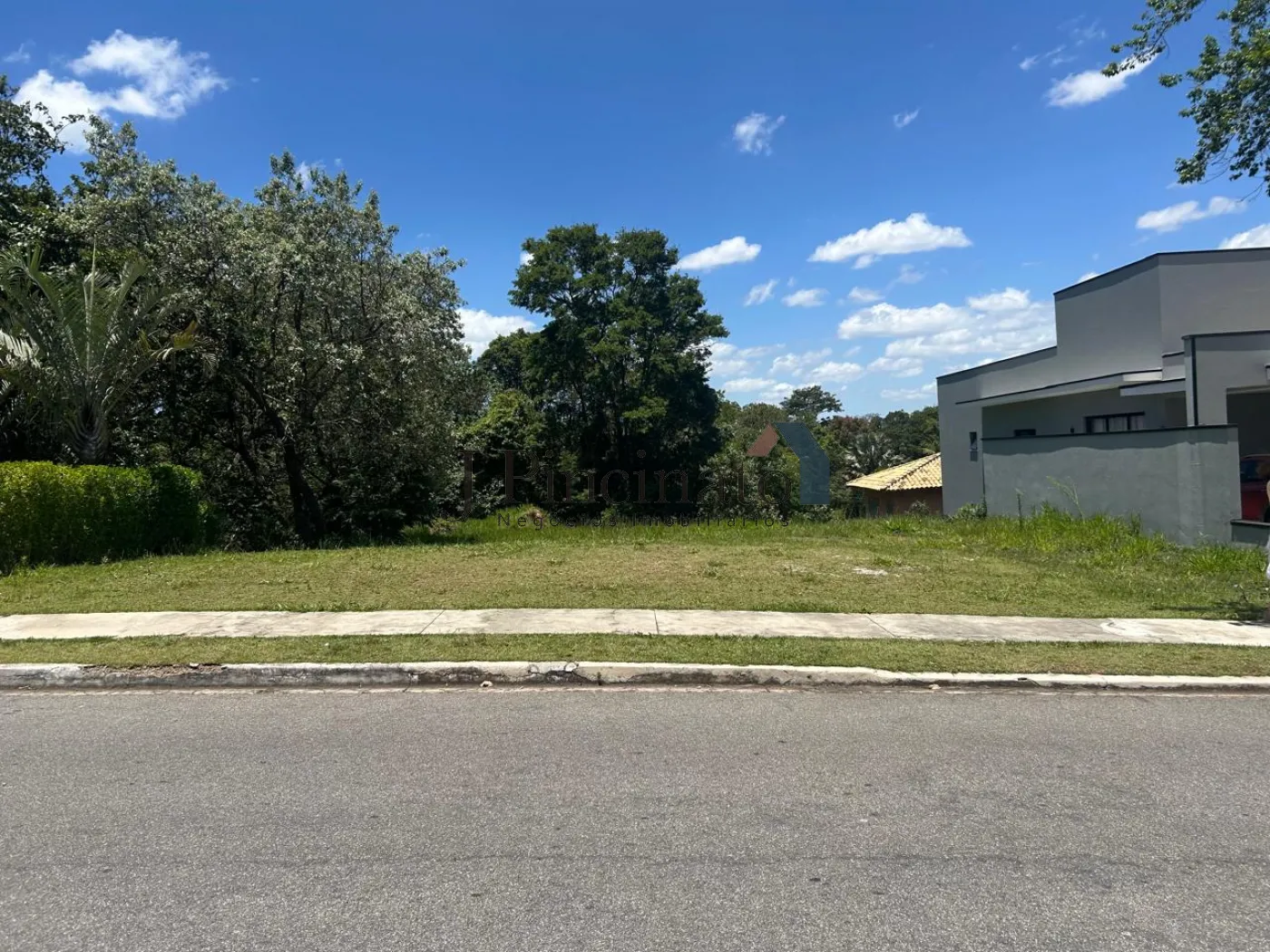 jundiai-terreno-condominio-portal-do-paraiso-ii-07-01-2026_09-08-40-695e4cc873abe.webp