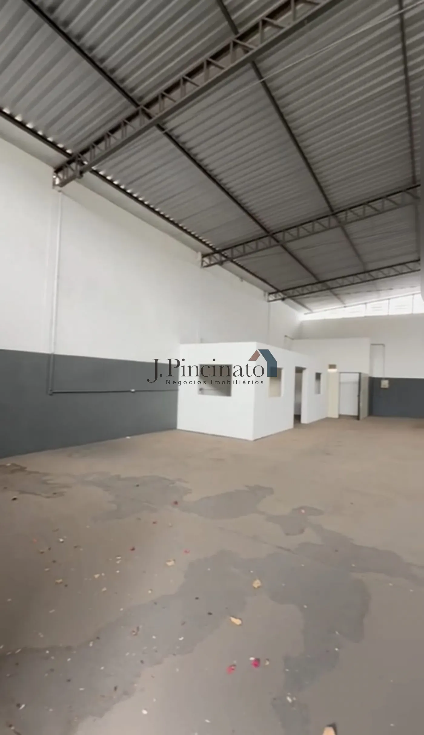 jundiai-comercial-galpao-poste-13-02-2026_11-31-22-698f35ba68cdd.webp