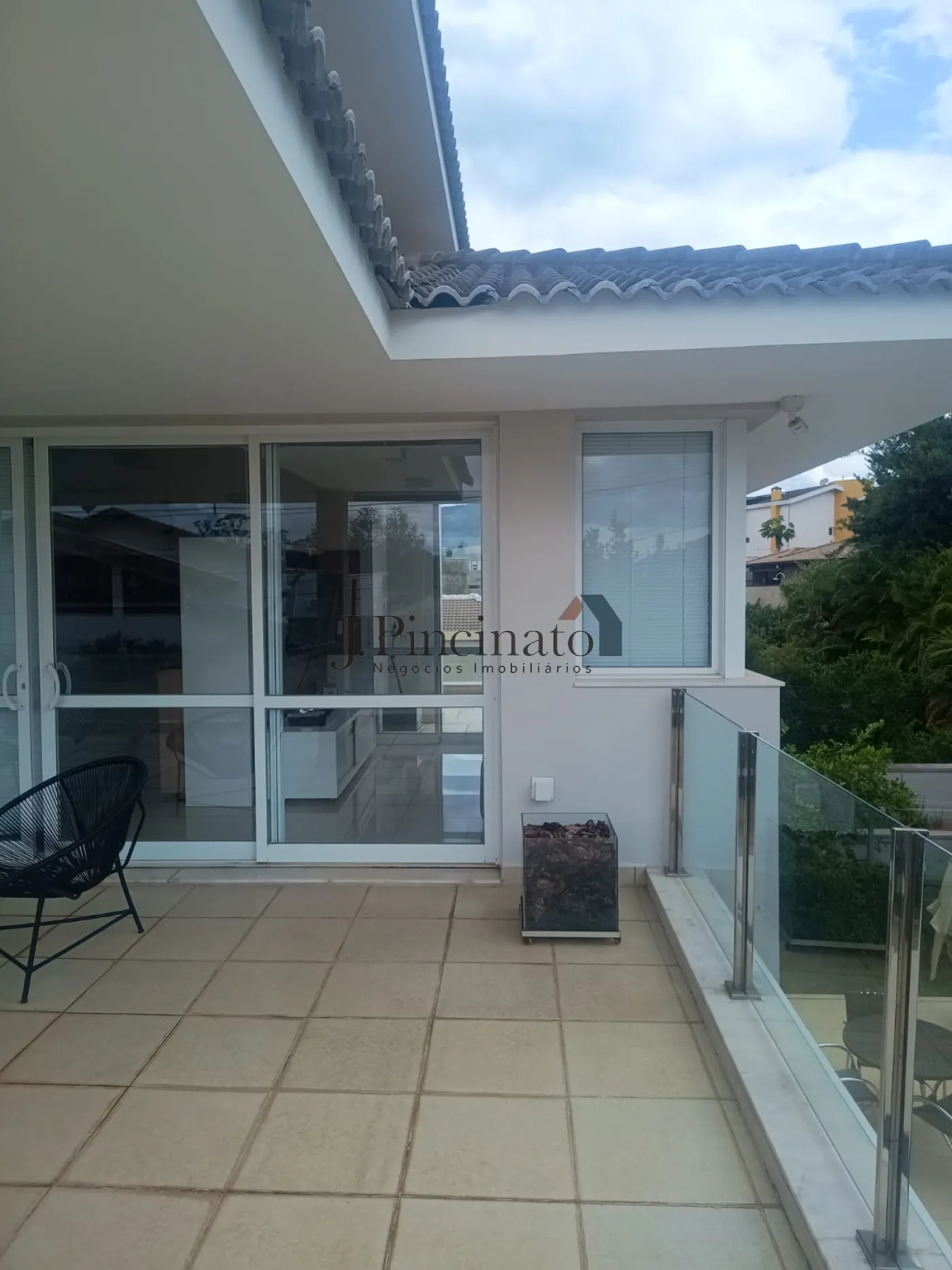 jundiai-casa-sobrado-em-condominio-medeiros-10-12-2025_14-52-37-6939b365ba01d.webp