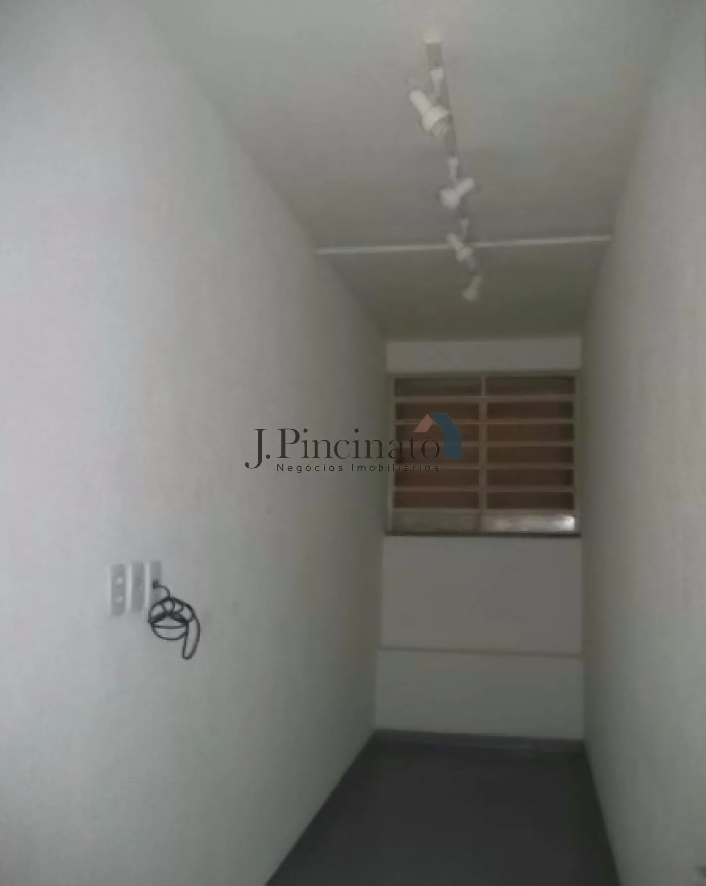 jundiai-comercial-casa-centro-26-09-2023_15-39-30-16.webp
