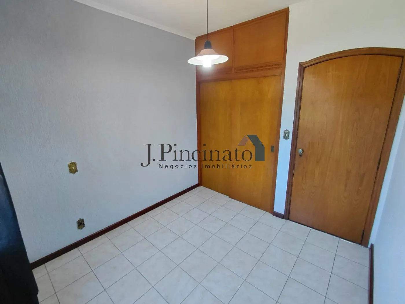 jundiai-comercial-casa-cidade-santos-dumont-23-10-2025_15-49-01-14.webp