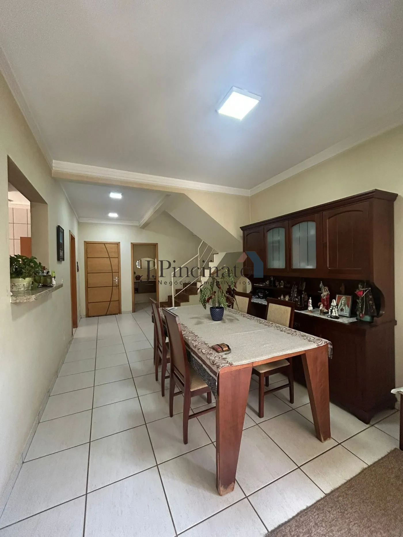 jundiai-casa-sobrado-em-condominio-jardim-samambaia-13-02-2026_09-55-22-698f1f3a3702c.webp