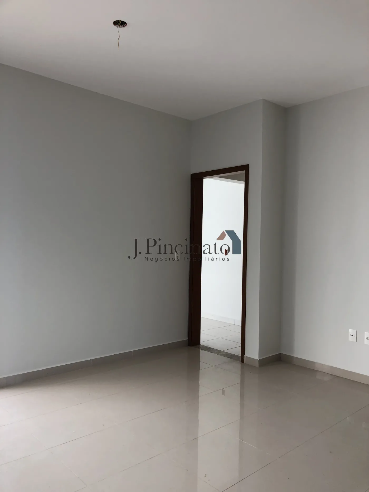 jundiai-casa-sobrado-em-condominio-parque-da-represa-06-03-2025_09-25-36-2.webp