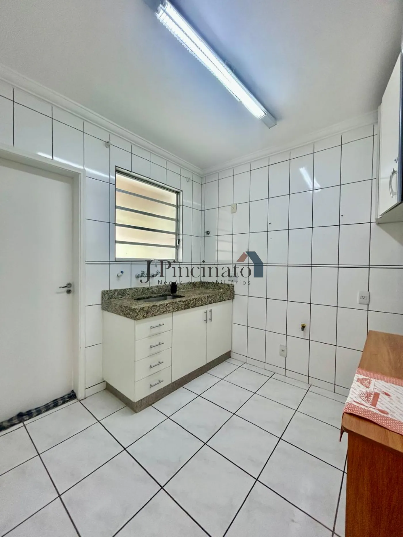 jundiai-casa-sobrado-em-condominio-vila-mafalda-22-11-2025_19-36-18-2.webp