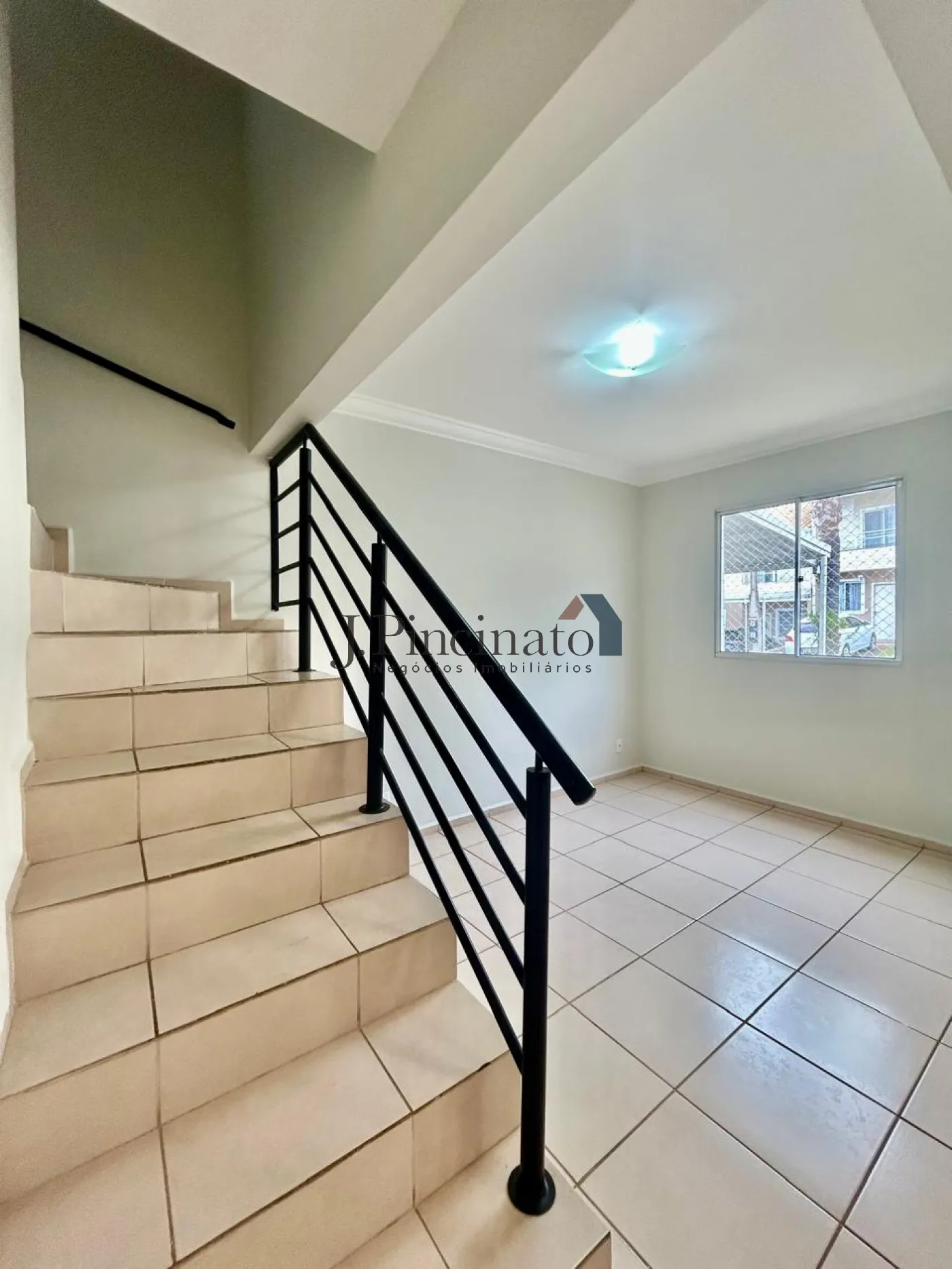 jundiai-casa-sobrado-em-condominio-vila-mafalda-22-11-2025_19-36-19-3.webp