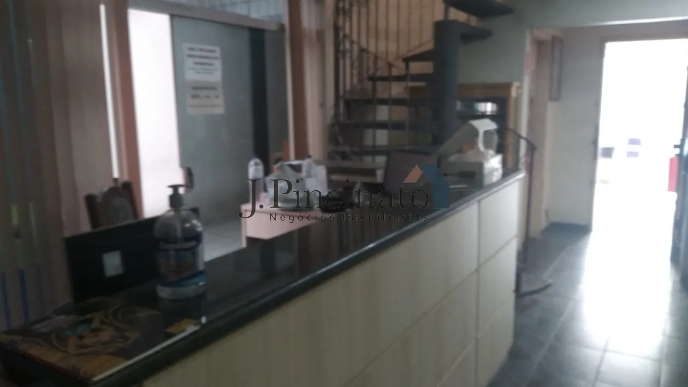 jundiai-comercial-casa-vila-vianelo-11-07-2024_15-39-10-4.webp