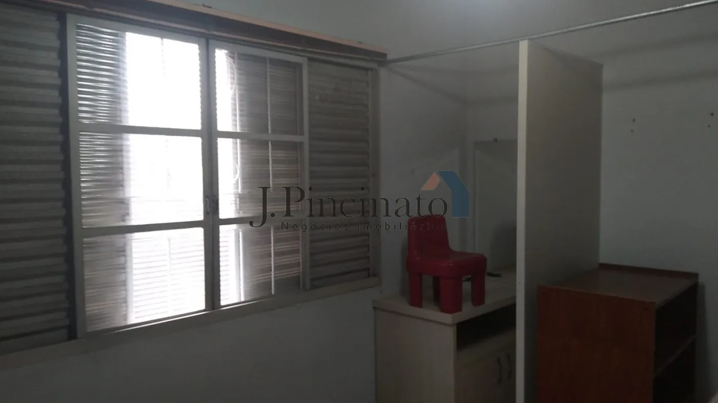 jundiai-comercial-casa-vila-vianelo-11-07-2024_15-39-30-35.webp