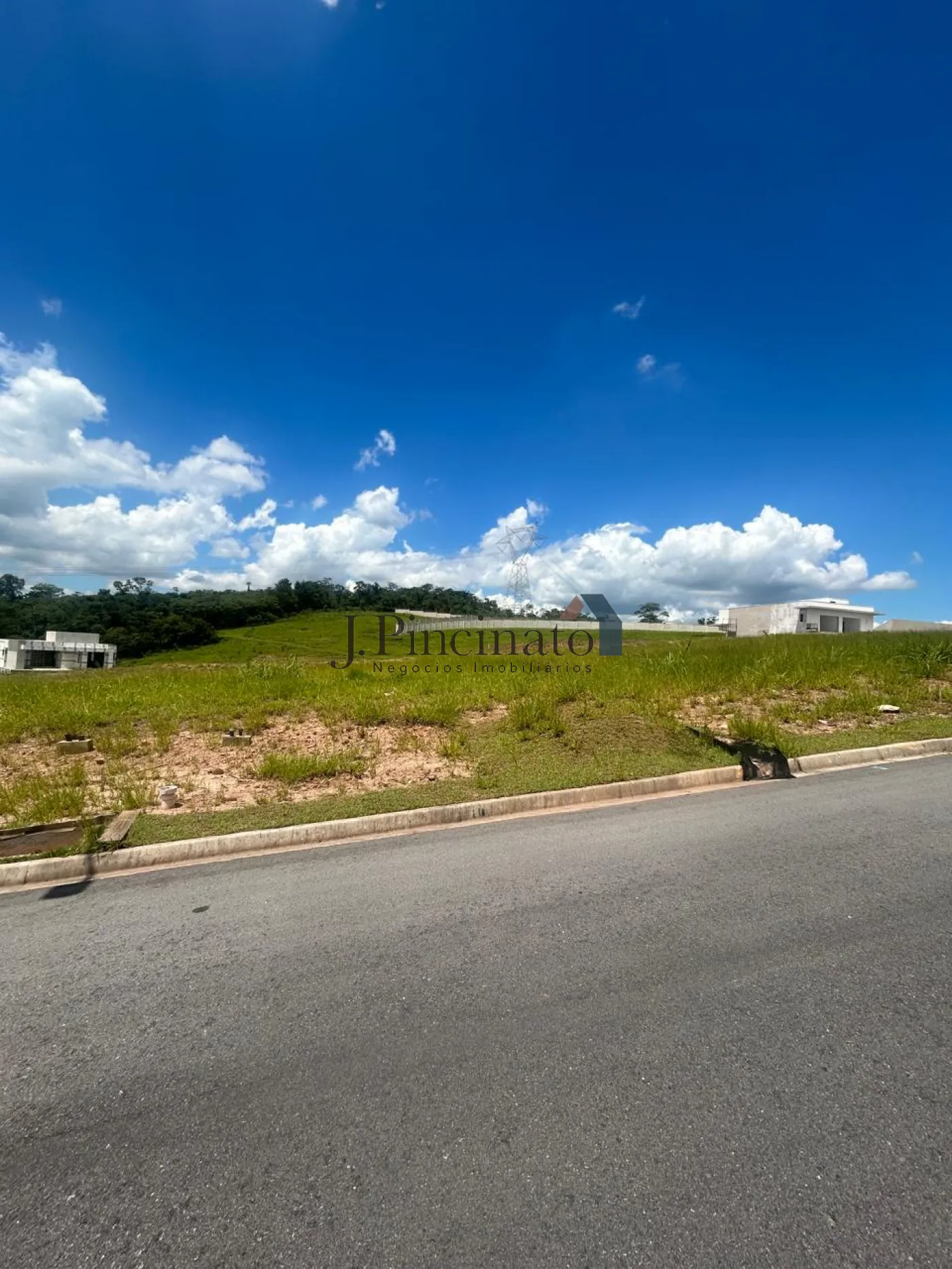 jundiai-terreno-condominio-corrupira-04-03-2026_11-32-19-69a8427349c0a.webp