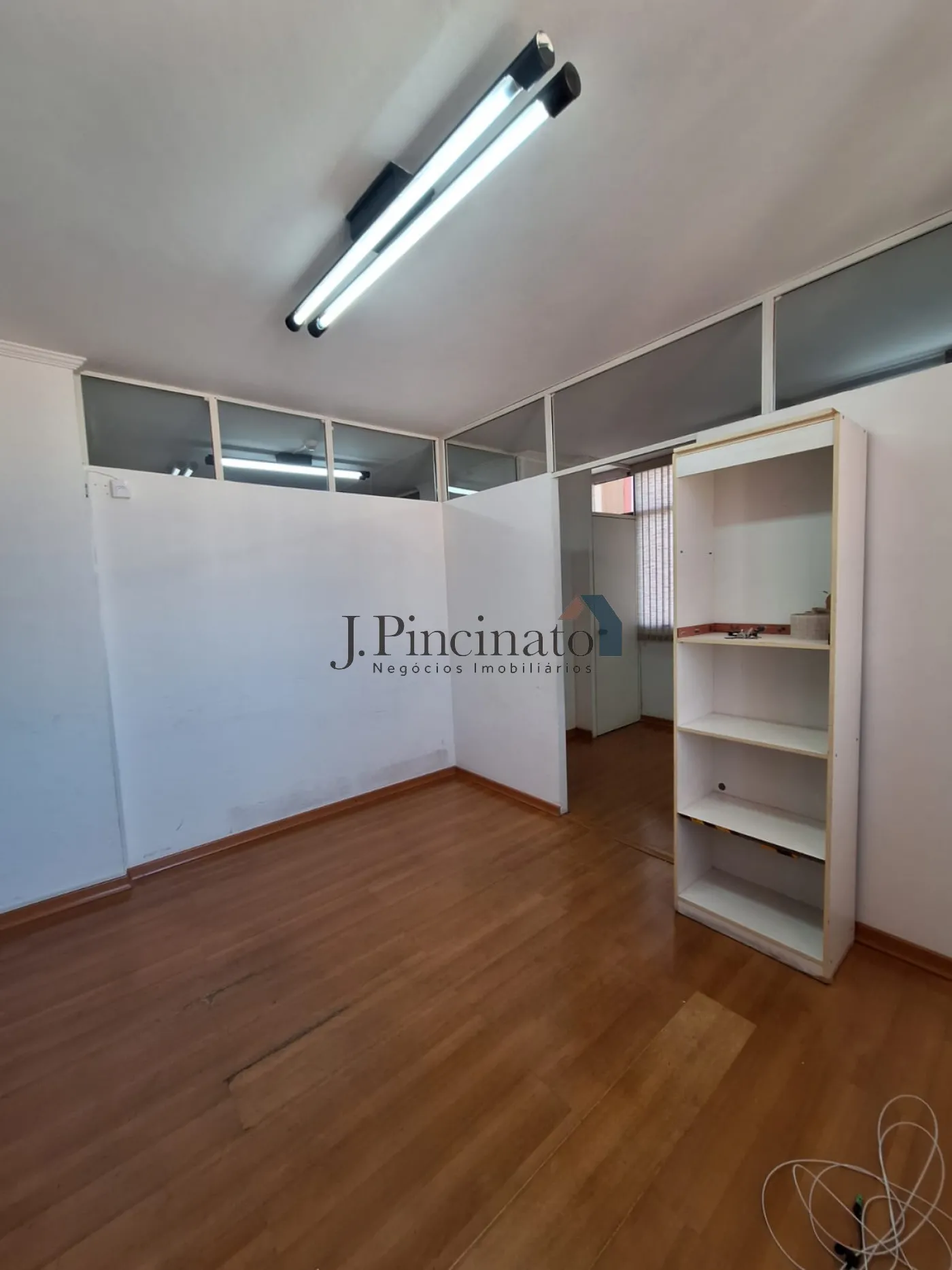 jundiai-comercial-sala-em-condominio-centro-05-04-2024_13-48-15-6.webp