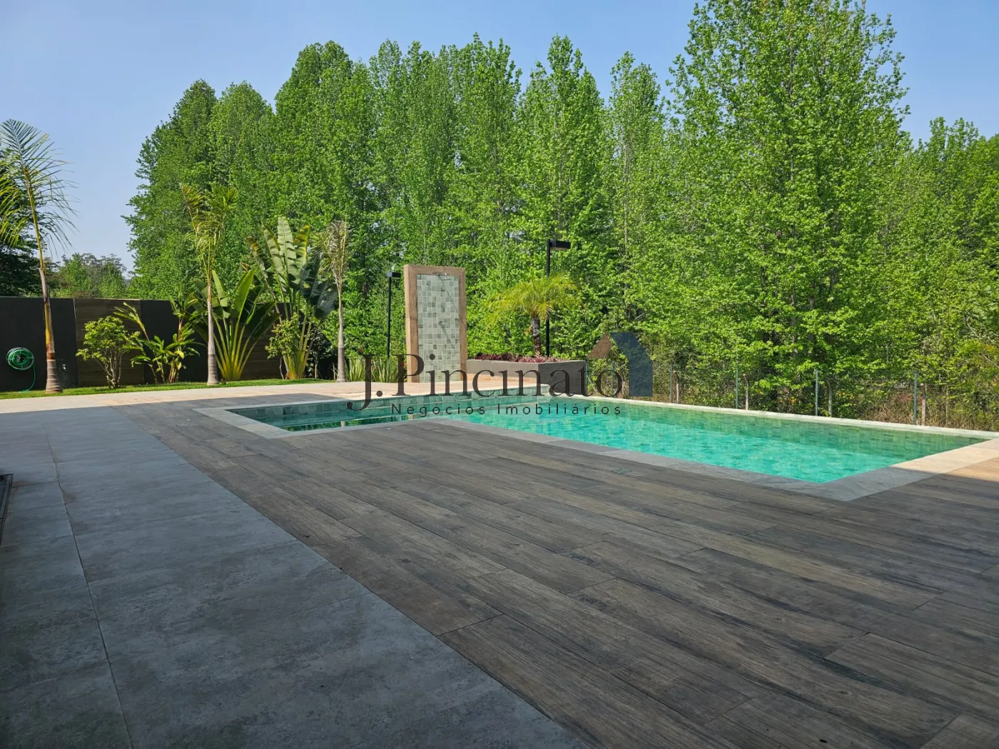 jundiai-casa-sobrado-em-condominio-caxambu-16-10-2024_17-19-00-0.webp