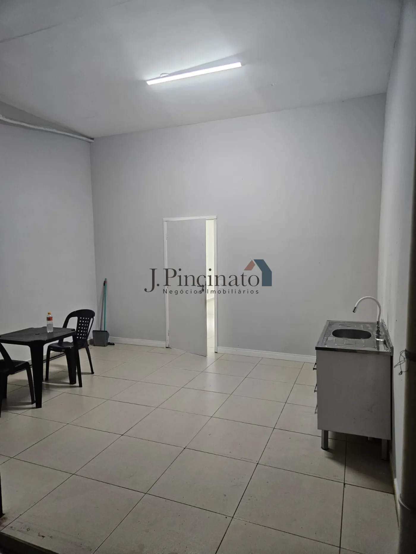 jundiai-comercial-predio-vila-vianelo-23-01-2024_15-08-26-9.webp