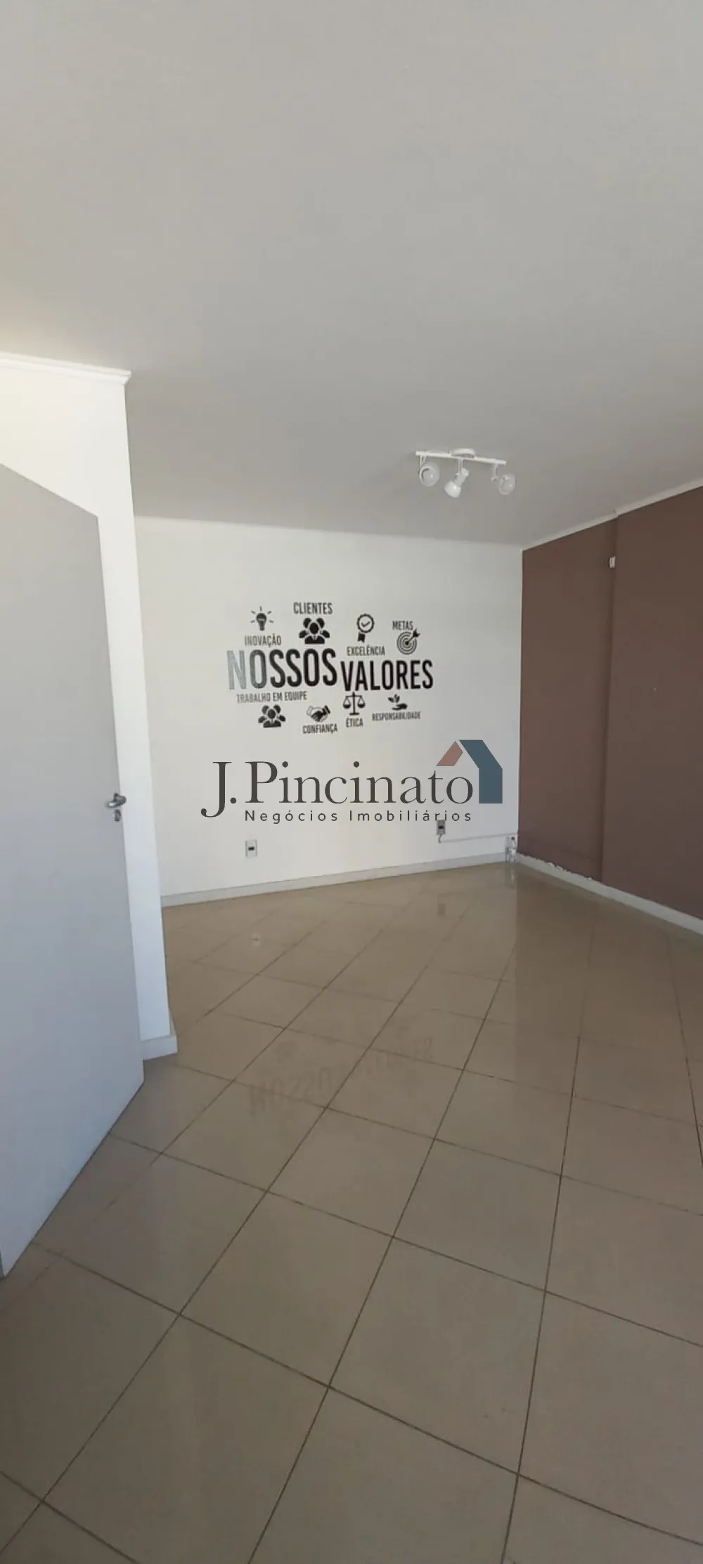 jundiai-comercial-sala-em-condominio-centro-20-04-2023_13-54-38-0.webp