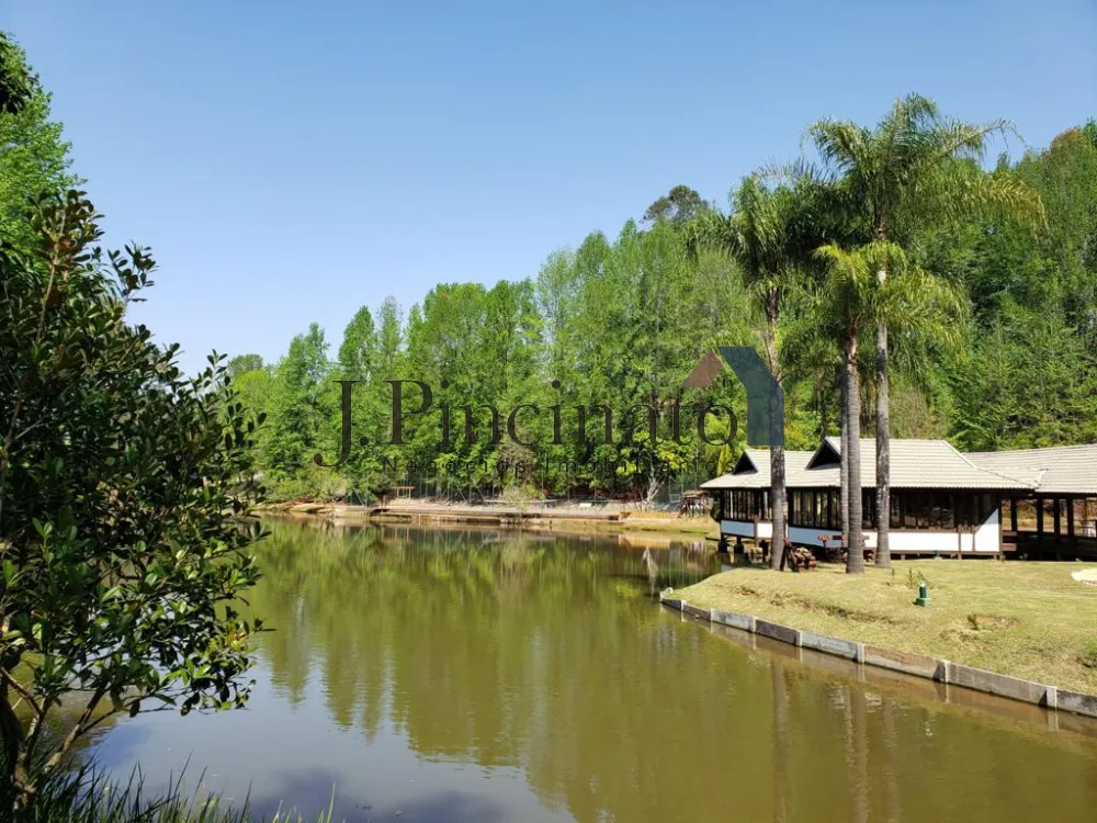jundiai-terreno-condominio-ivoturucaia-04-04-2023_15-34-58-1.webp