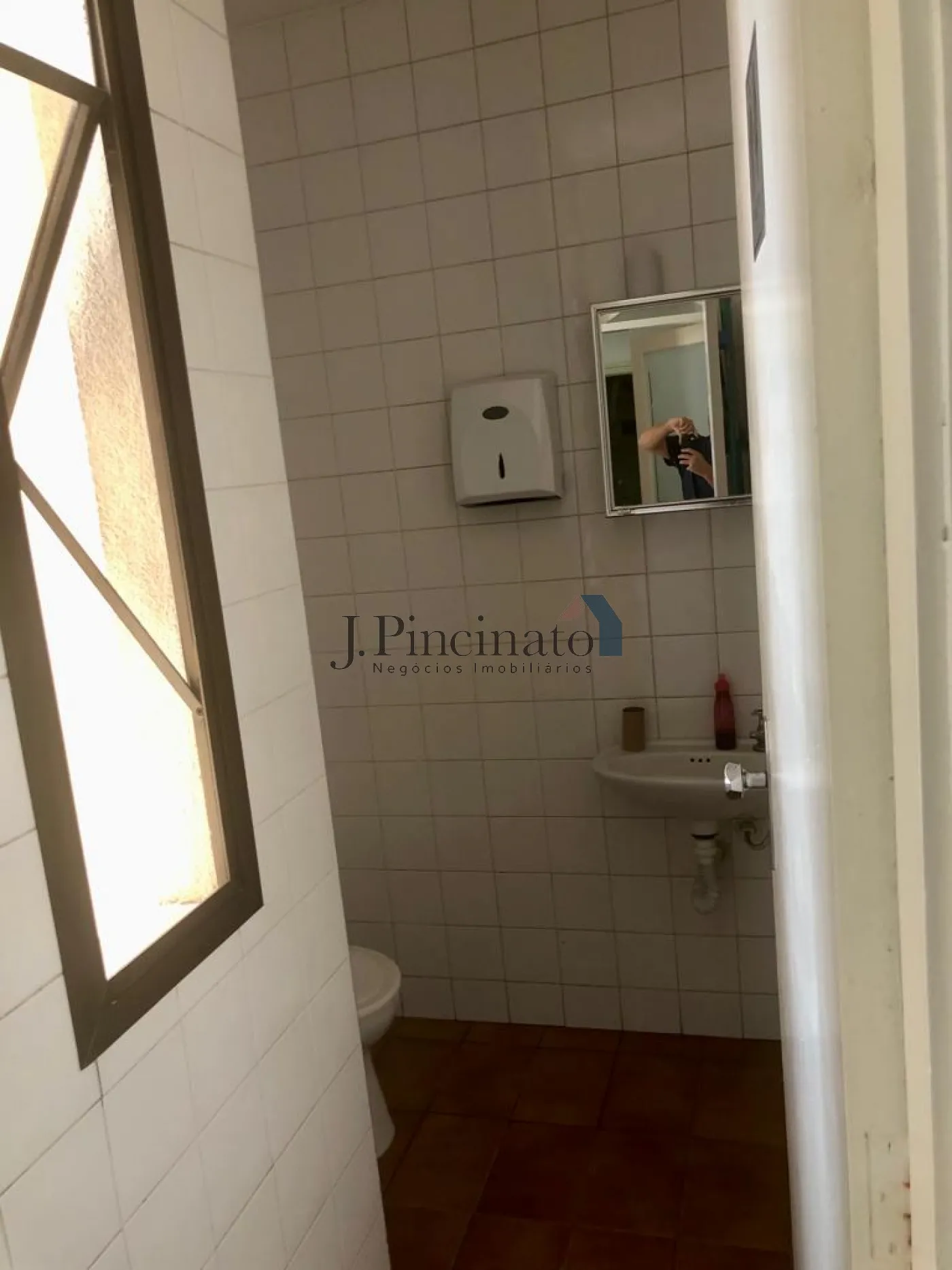 jundiai-comercial-sala-em-condominio-centro-01-11-2023_16-35-02-9.webp
