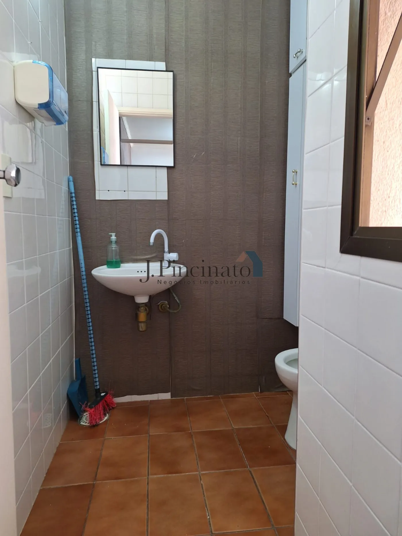 jundiai-comercial-sala-em-condominio-centro-05-04-2024_13-48-24-17.webp
