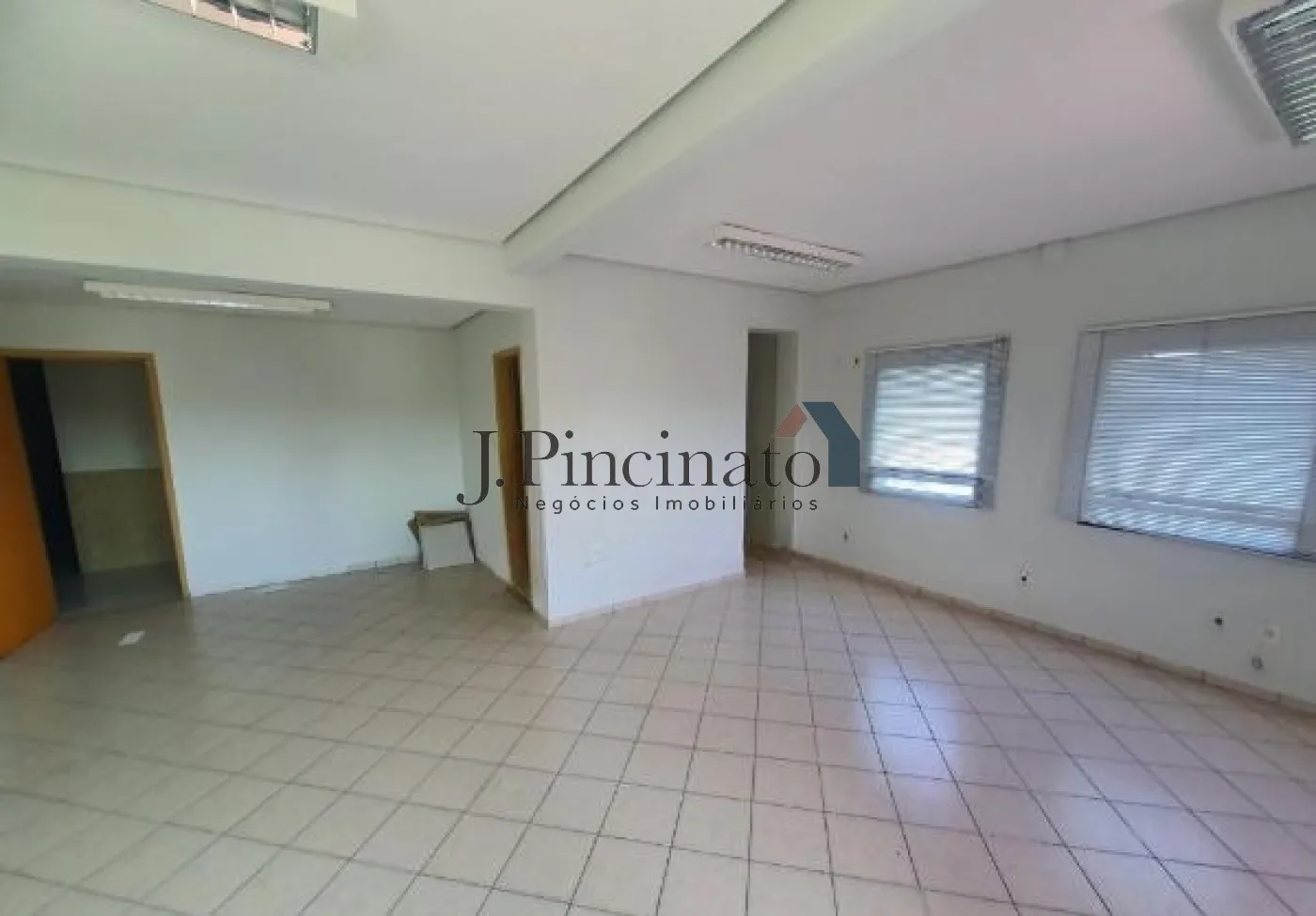 jundiai-comercial-sala-em-condominio-centro-26-06-2025_15-41-57-7.webp