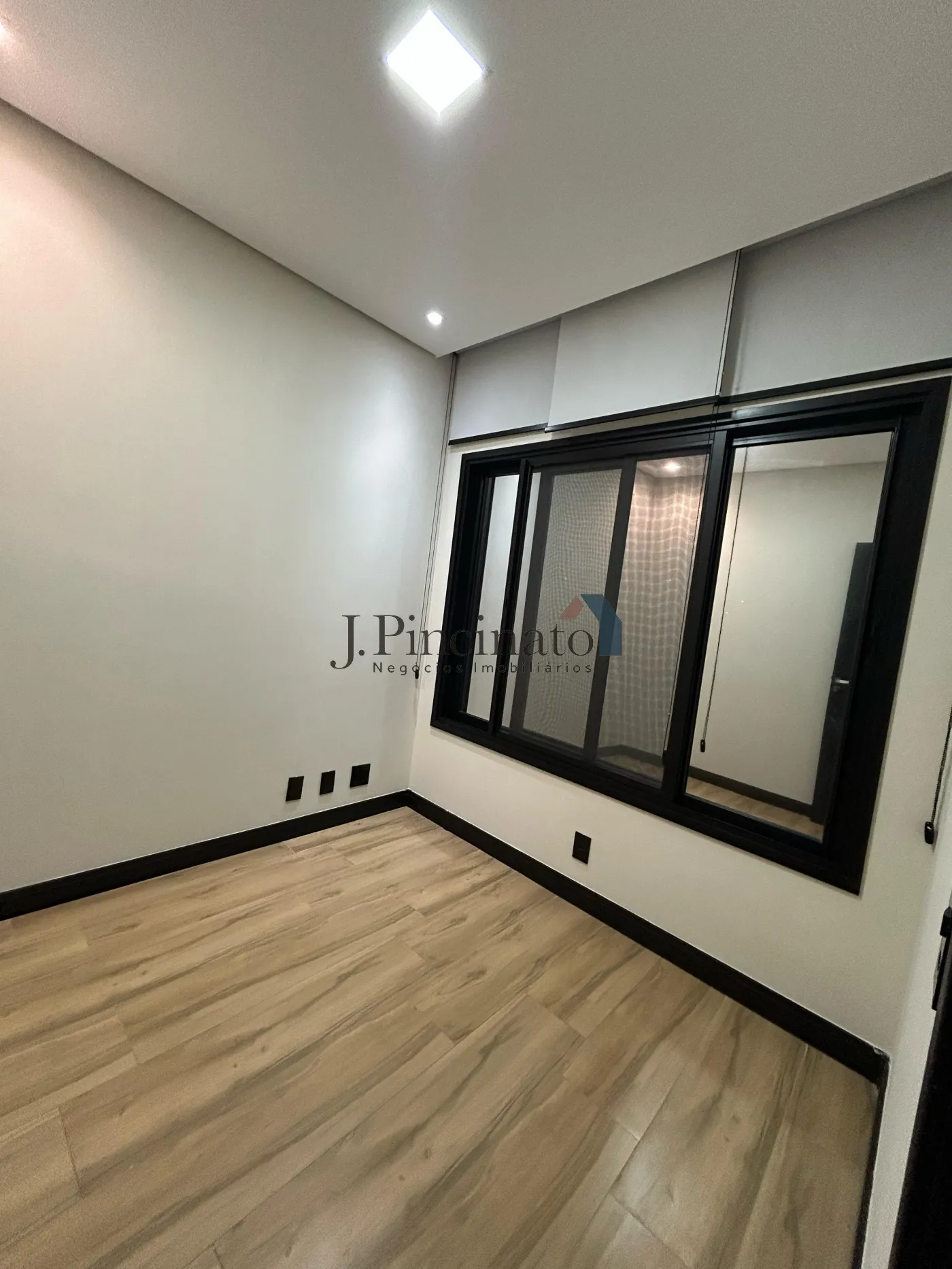 jundiai-casa-terrea-em-condominio-jardim-celeste-12-05-2025_10-51-33-18.webp