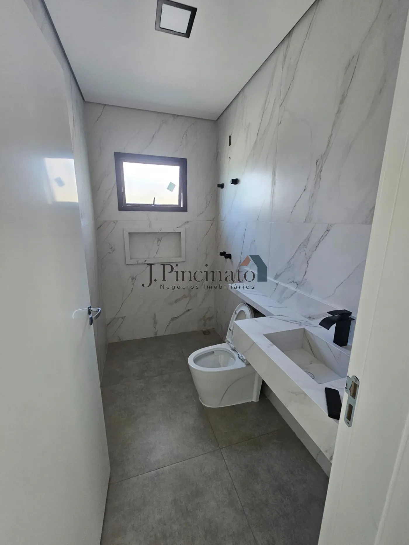 jundiai-casa-terrea-em-condominio-medeiros-10-12-2025_14-51-36-6939b328362bd.webp