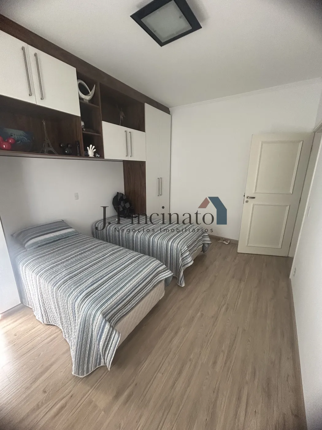 jundiai-casa-sobrado-em-condominio-jundiai-mirim-02-07-2024_15-00-23-33.webp