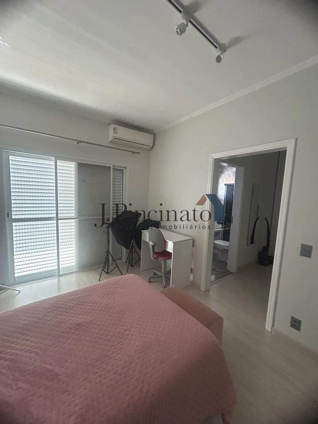 jundiai-casa-sobrado-em-condominio-jundiai-mirim-02-07-2024_15-00-29-37.webp