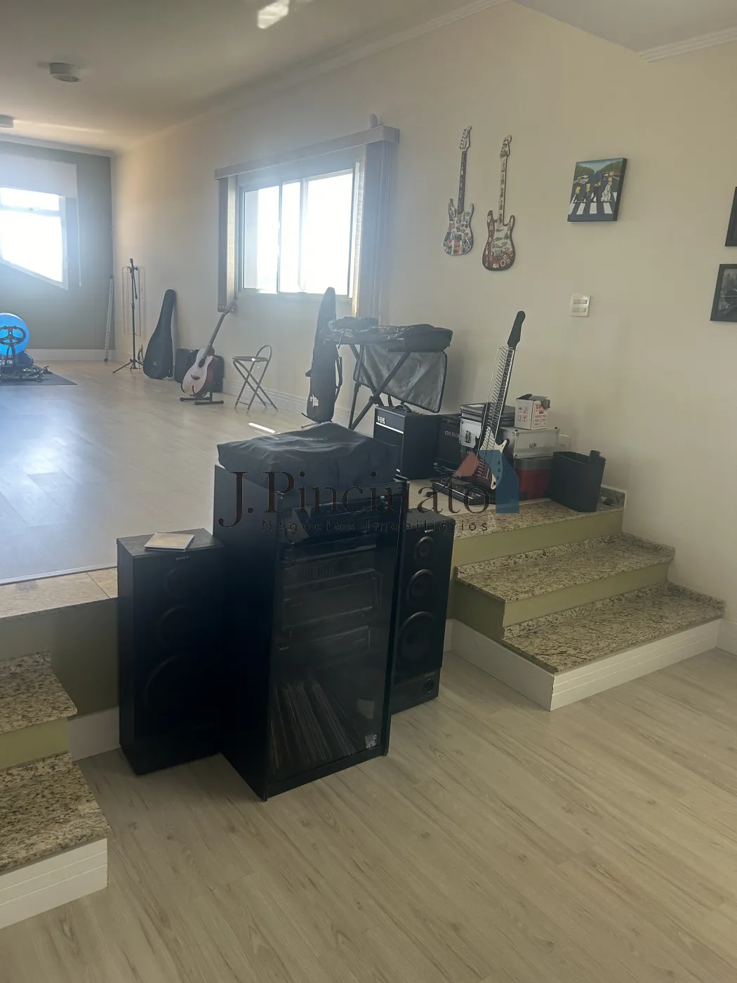 jundiai-casa-sobrado-em-condominio-jundiai-mirim-02-07-2024_15-00-59-58.webp