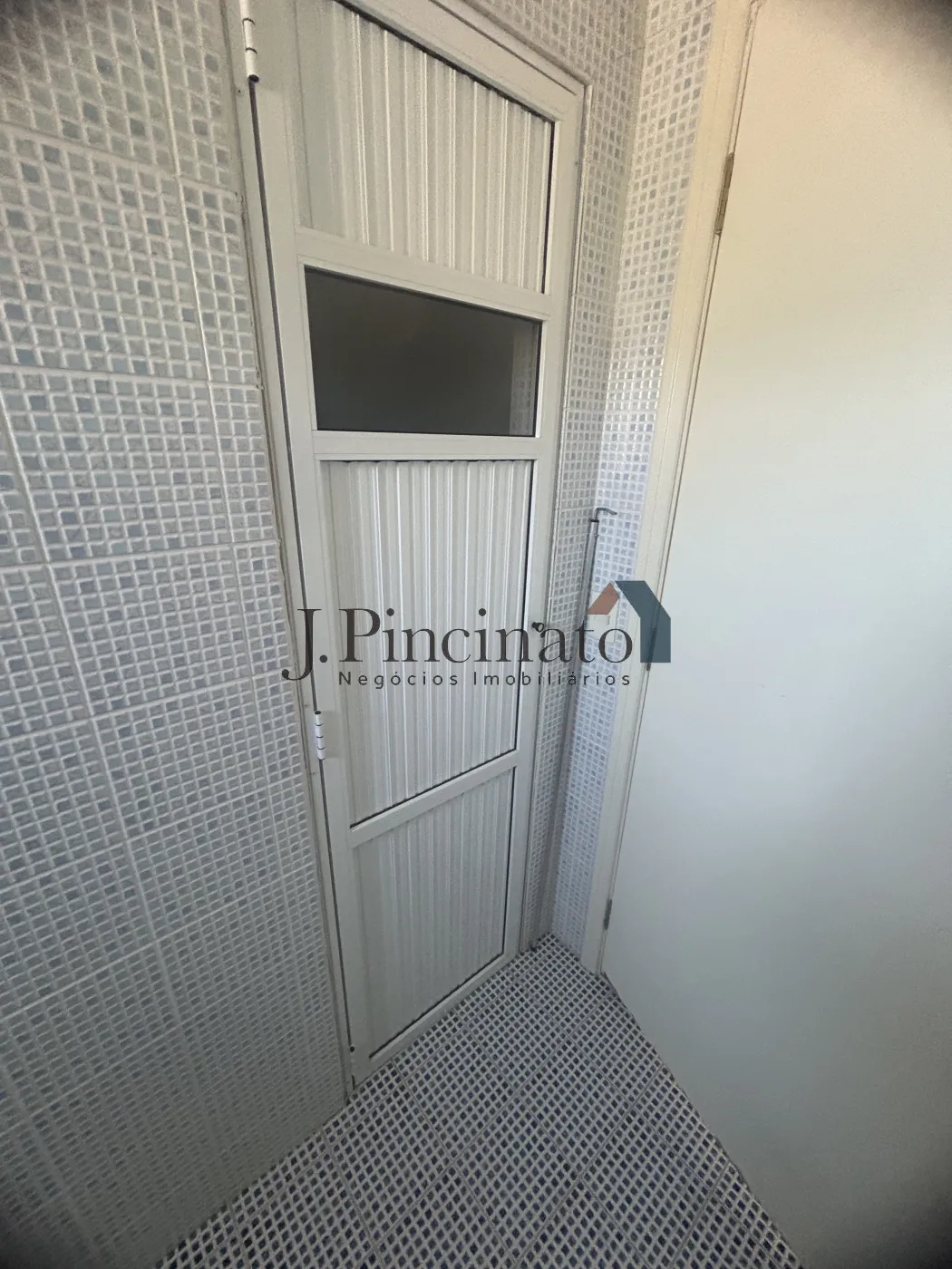 jundiai-casa-sobrado-em-condominio-jundiai-mirim-02-07-2024_15-01-15-70.webp