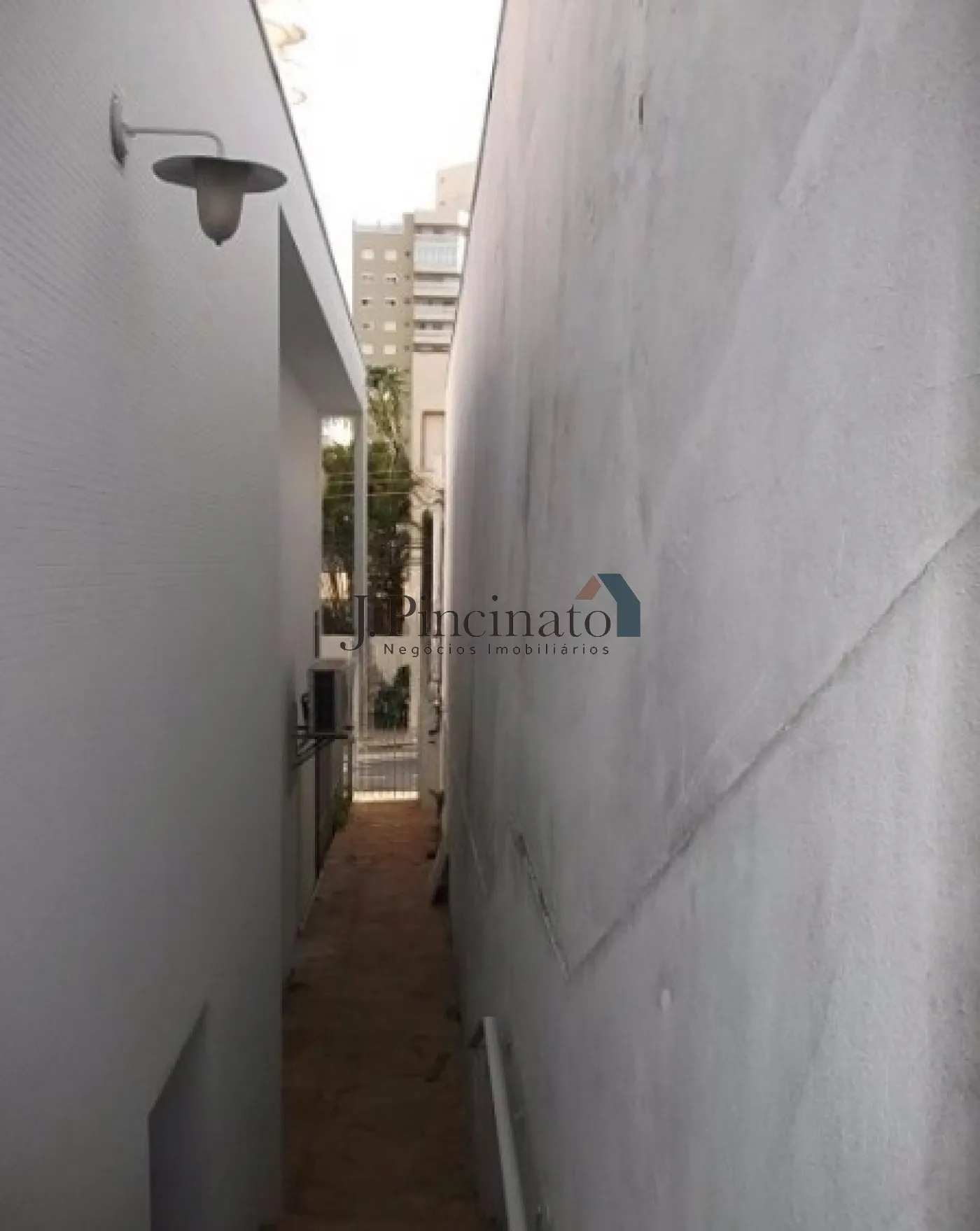 jundiai-comercial-casa-centro-26-09-2023_15-39-27-11.webp
